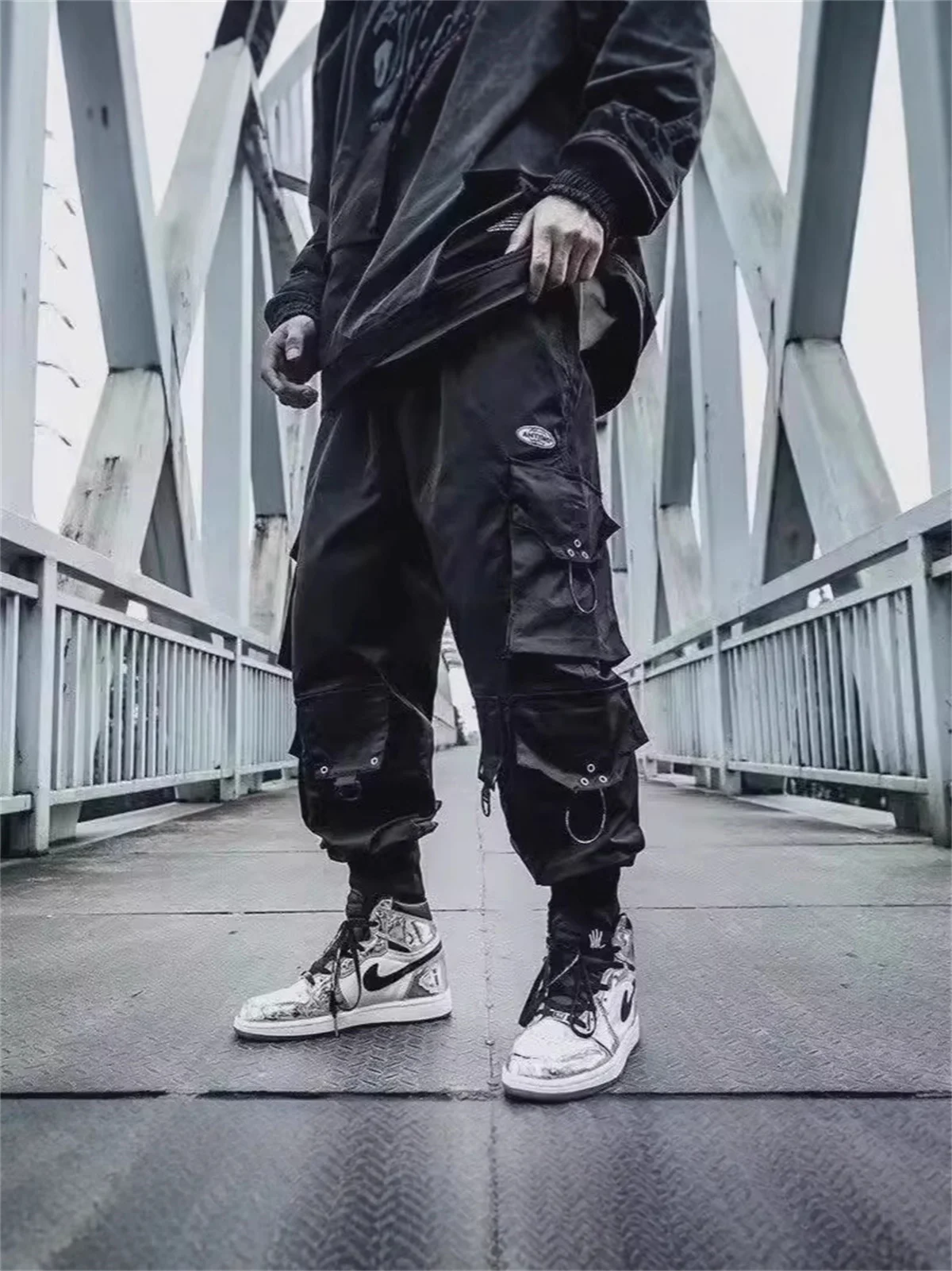 Funktionale Cargohose mit großen Taschen für Herren, Harajuku, lockerer Hip-Hop-Stil, trendige, elastische, knöchellange Freizeithose, moderne Streetwear – Detail 7