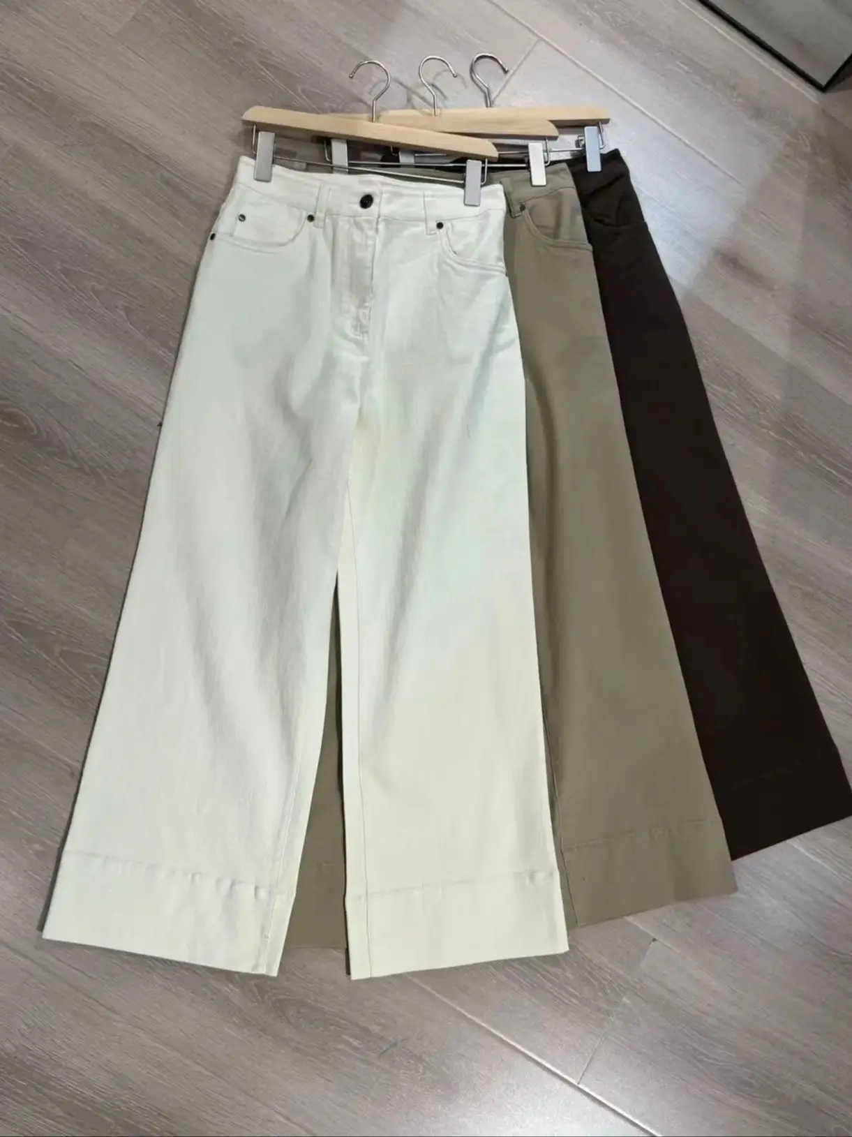 

Casual lightweight pure cotton washed denim jeans