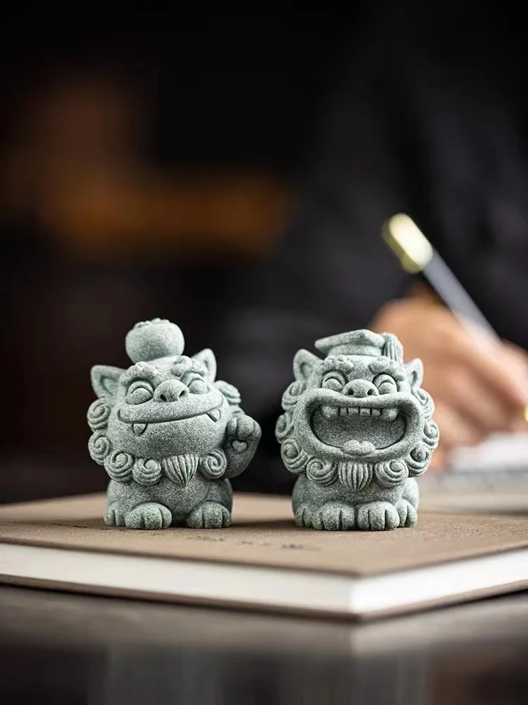 

Oriental Smiling stone Lion Silicone Candle Mold Gypsum Concrete Desktop Furniture Mold Aquarium Decoration Silicone Mold