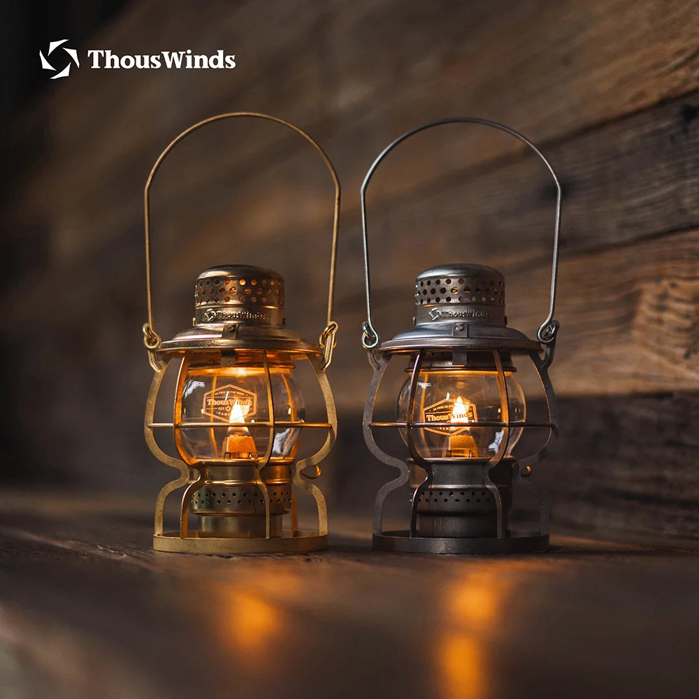 

ThousWinds Mini Railroad Oil Lamp Camping Oil Lamp Outdoor Portable Vintage Lights Picnic Travel Lighting Camping Supplies