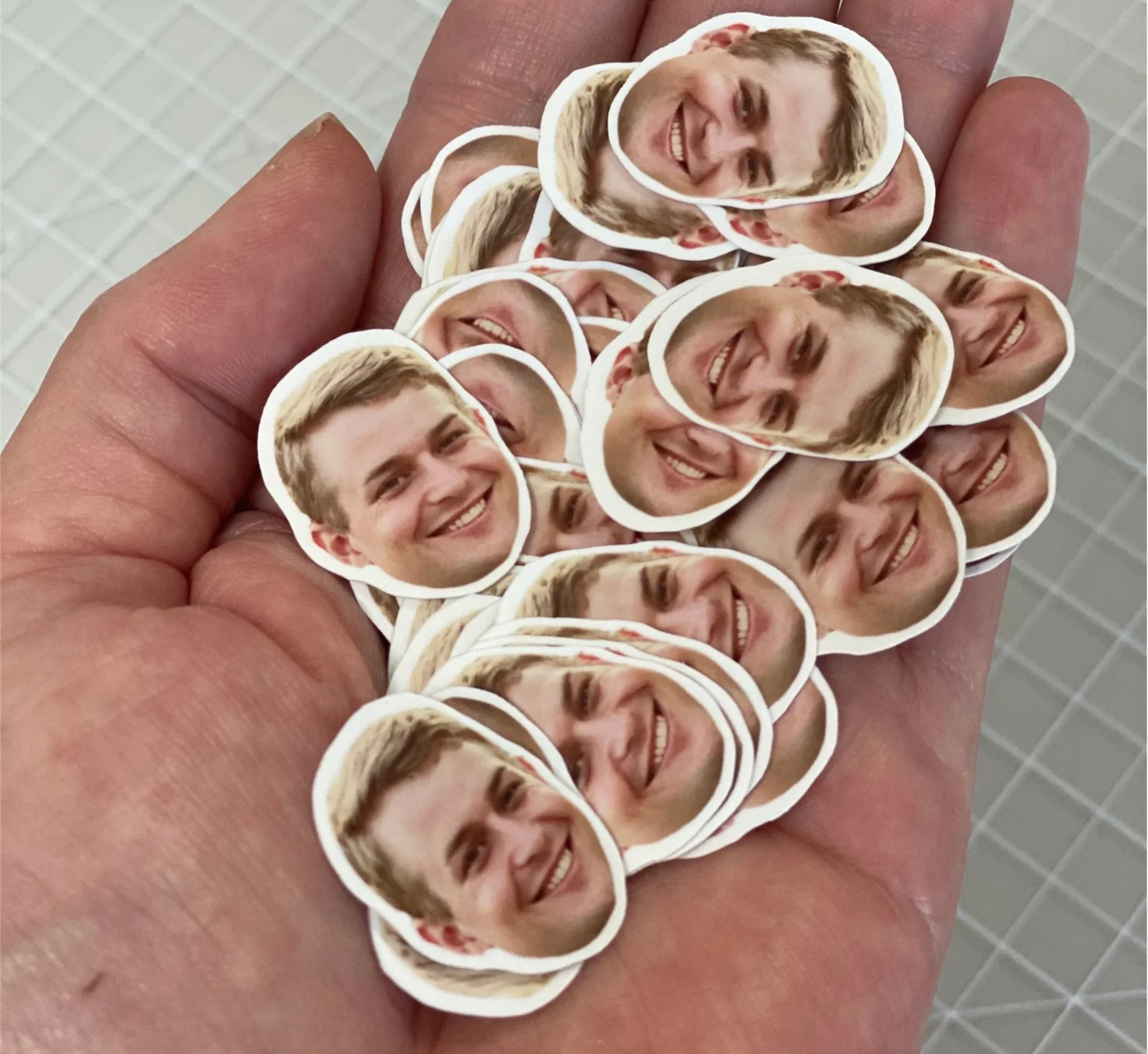 

Set of 10 face confetti . GLOSSY FINISH multiple options available