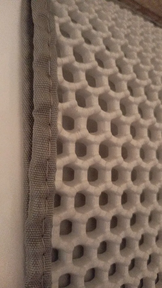 Alfombrilla impermeable para gato tamaño pequeño color gris