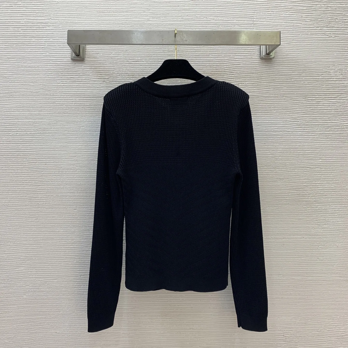 Women's new classic single breasted slim fit round neck long sleeved knitted casual cardigan top