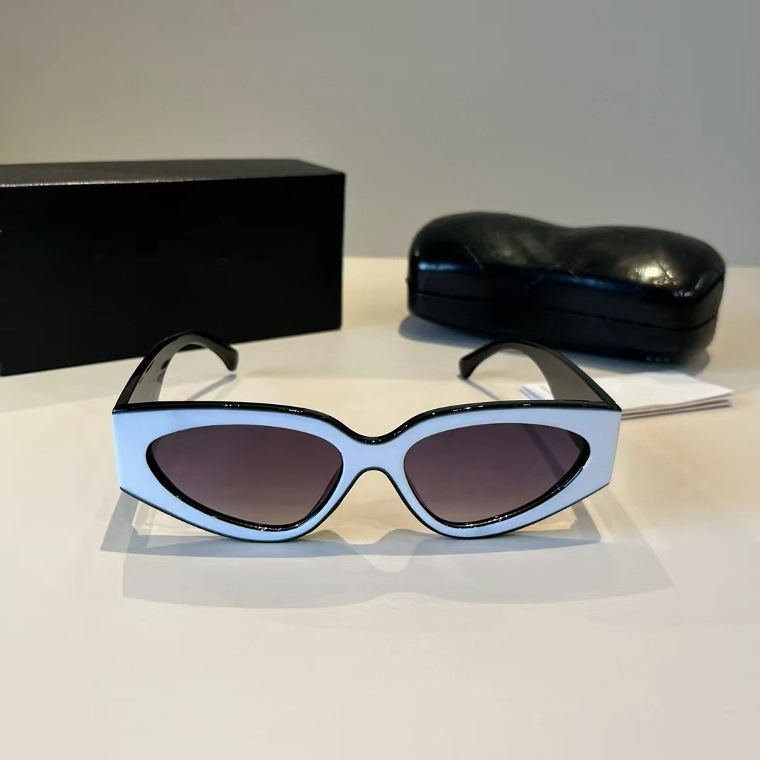

Black & White Cat Eye Sunglasses Women Retro UV400 Gradient Lens Fashion Sun Glasses