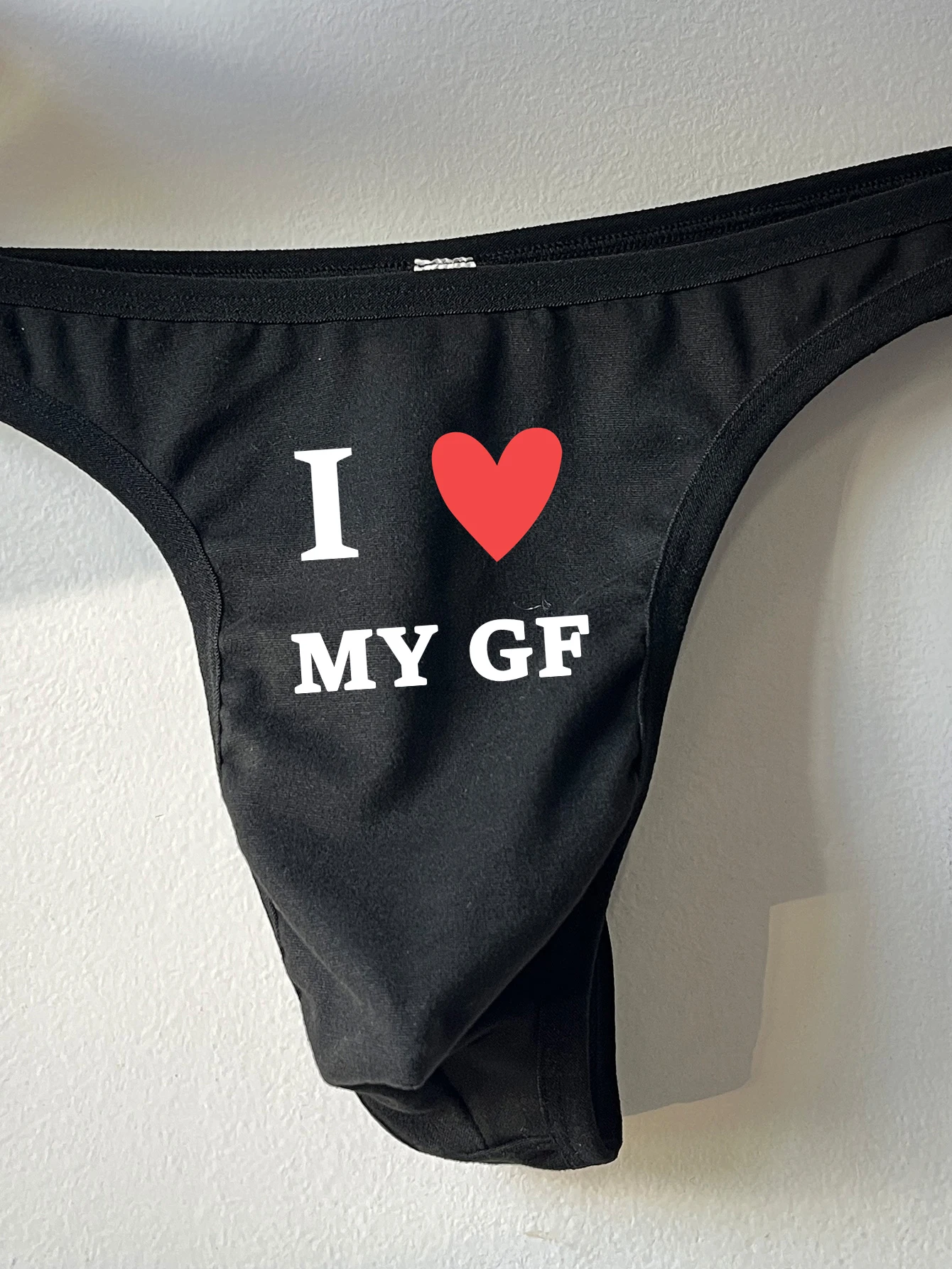 ثونج مثير للرجال مع طباعة 'I Love MY GF' - حقيبة منتفخة، ملابس داخلية قابلة للتنفس