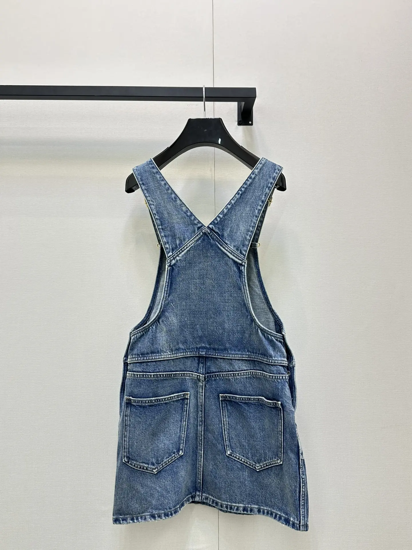 

Early Autumn New Style Women's Metal Buckle Denim Halter Dress