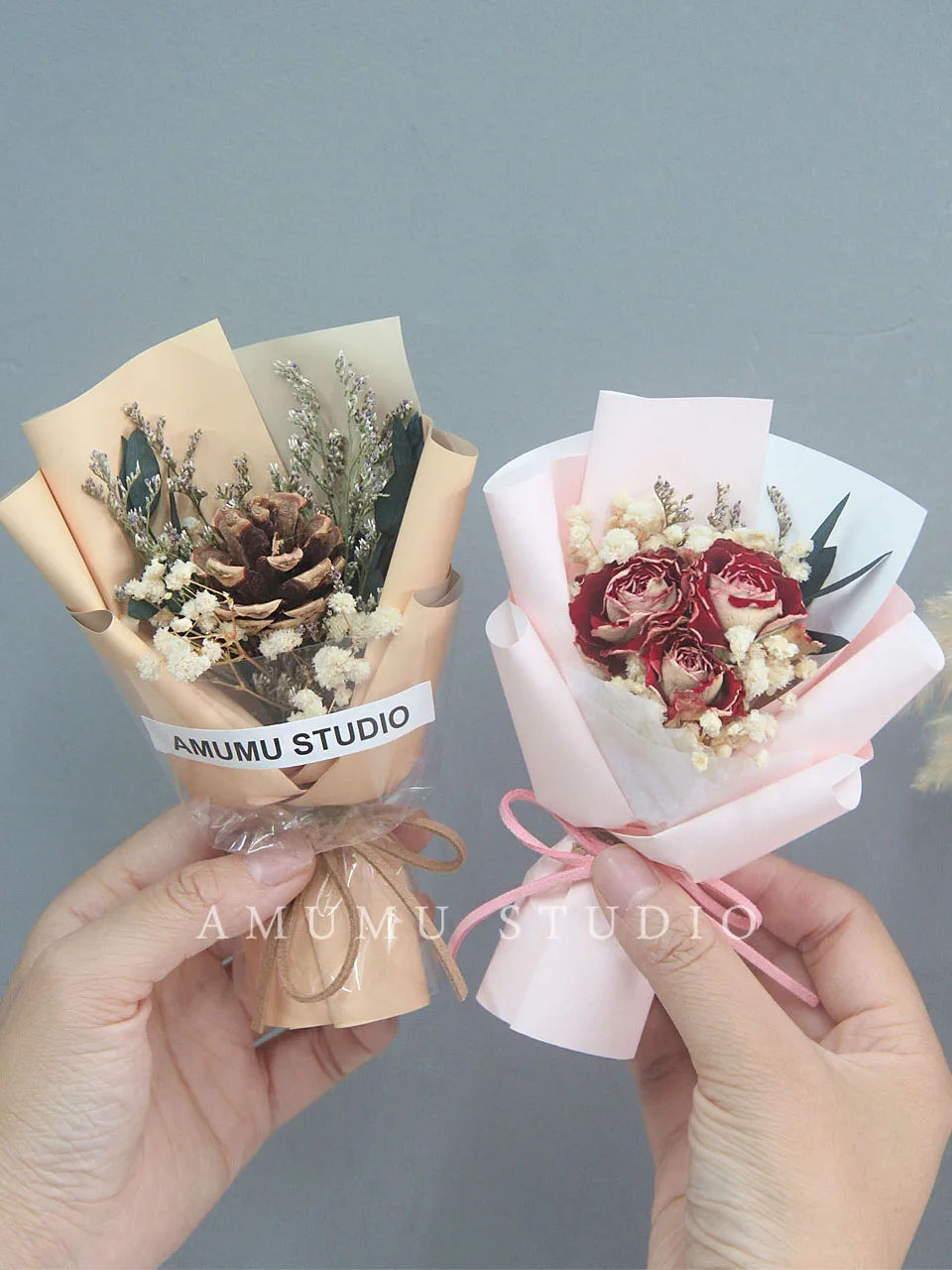 

Mini fresh bouquet of roses, dried flowers, mini exquisite hand carrying gifts, starry gifts, decorative gifts for the wome Fest