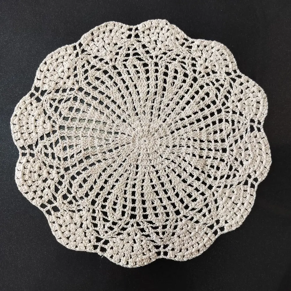 

4 Pieces Beige Doilies Set Hand Crochet Cotton Lace Placemats Soft Washable Kitchen Napkins Boho Decorative Bedroom Lamp Covers