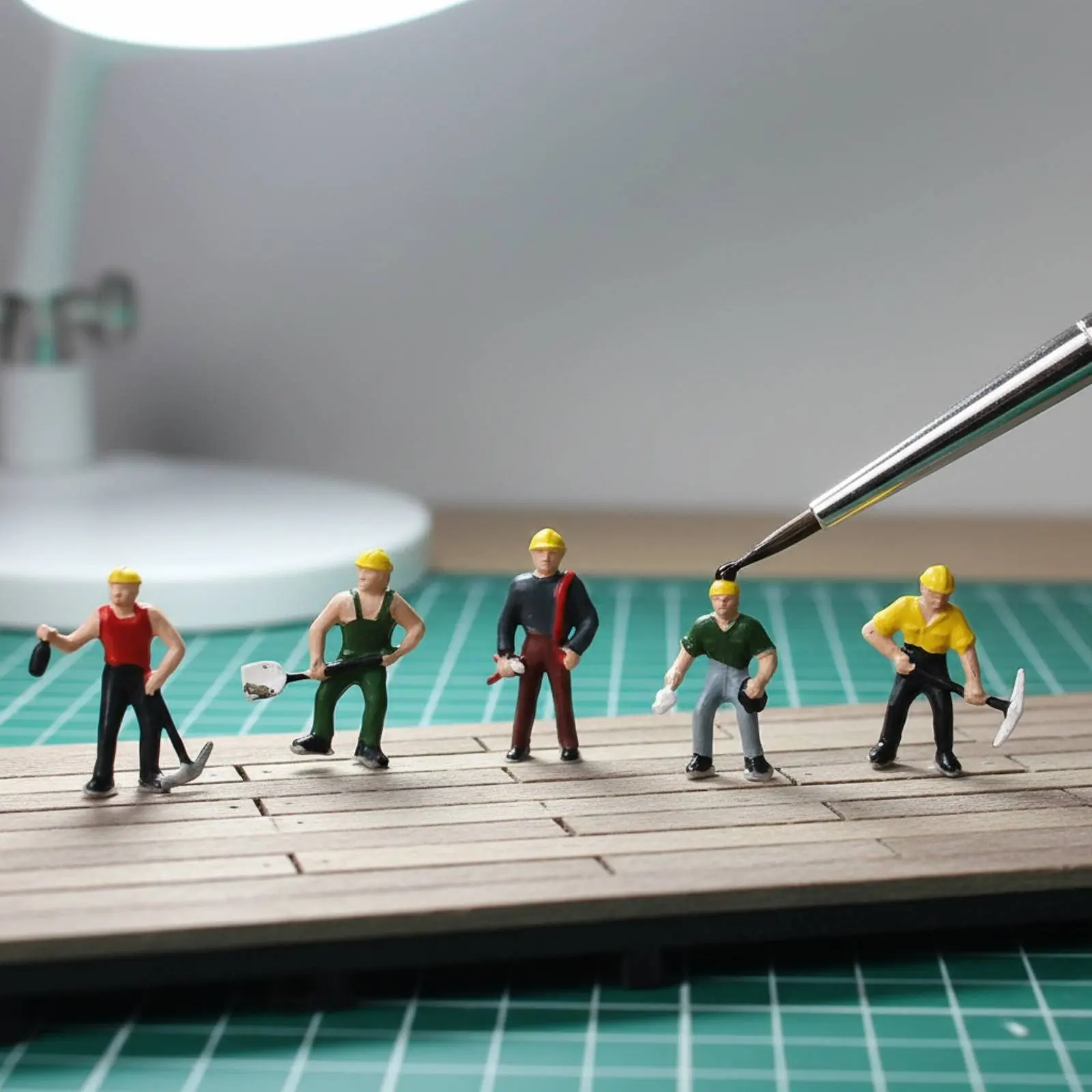 

6PC 1:87 Scale Construction Worker Figures Various Poses Miniature Figure Model Workers Miniature Construction People for Sand T