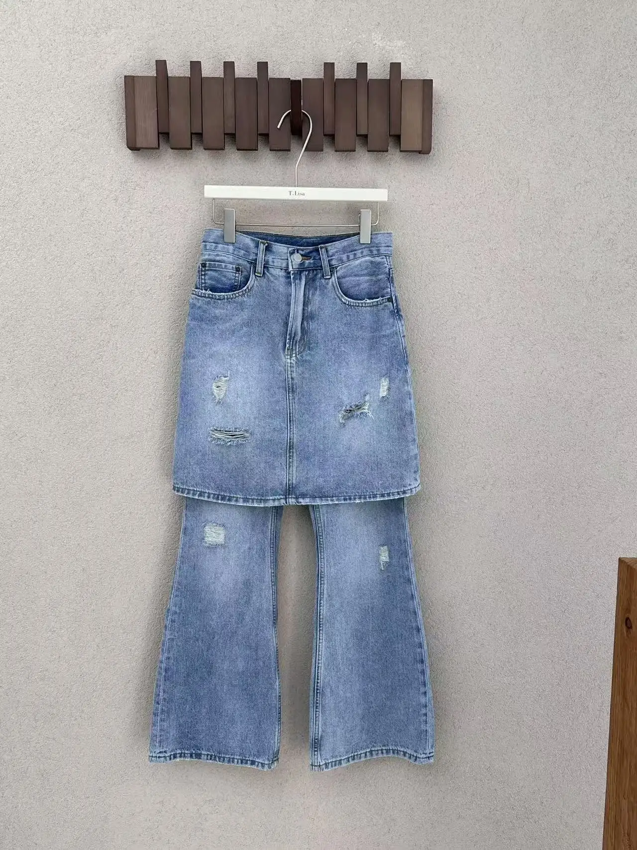 

2026 Spring New Retro Blue Washed Distressed Ripped Layered Faux Two-Piece Women's Jeans - Flared Pants 13