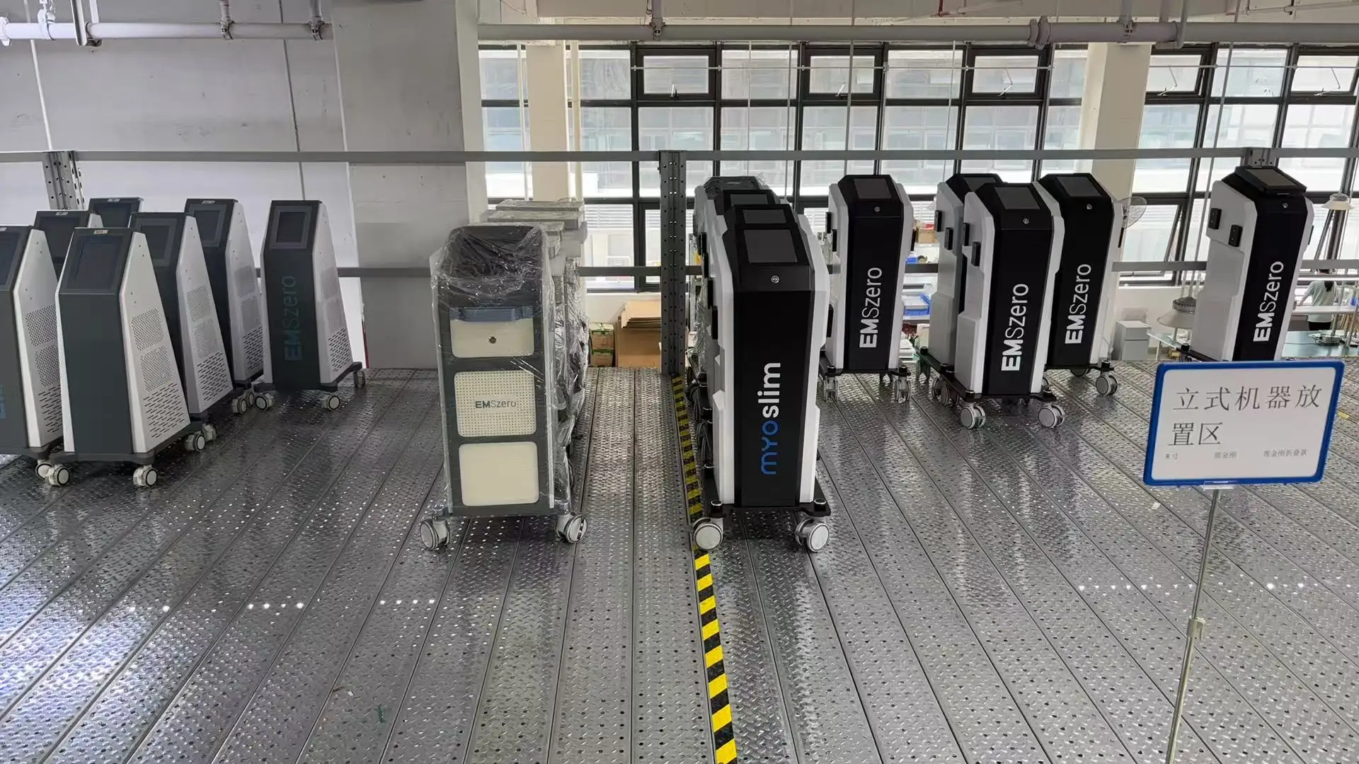 6500 واط 15 تسلا نيو الذهب الأسود الراقية Myoslim RF EMS آلة تشكيل الجسم تكنولوجيا إزالة الدهون تحفيز العضلات تشكيل