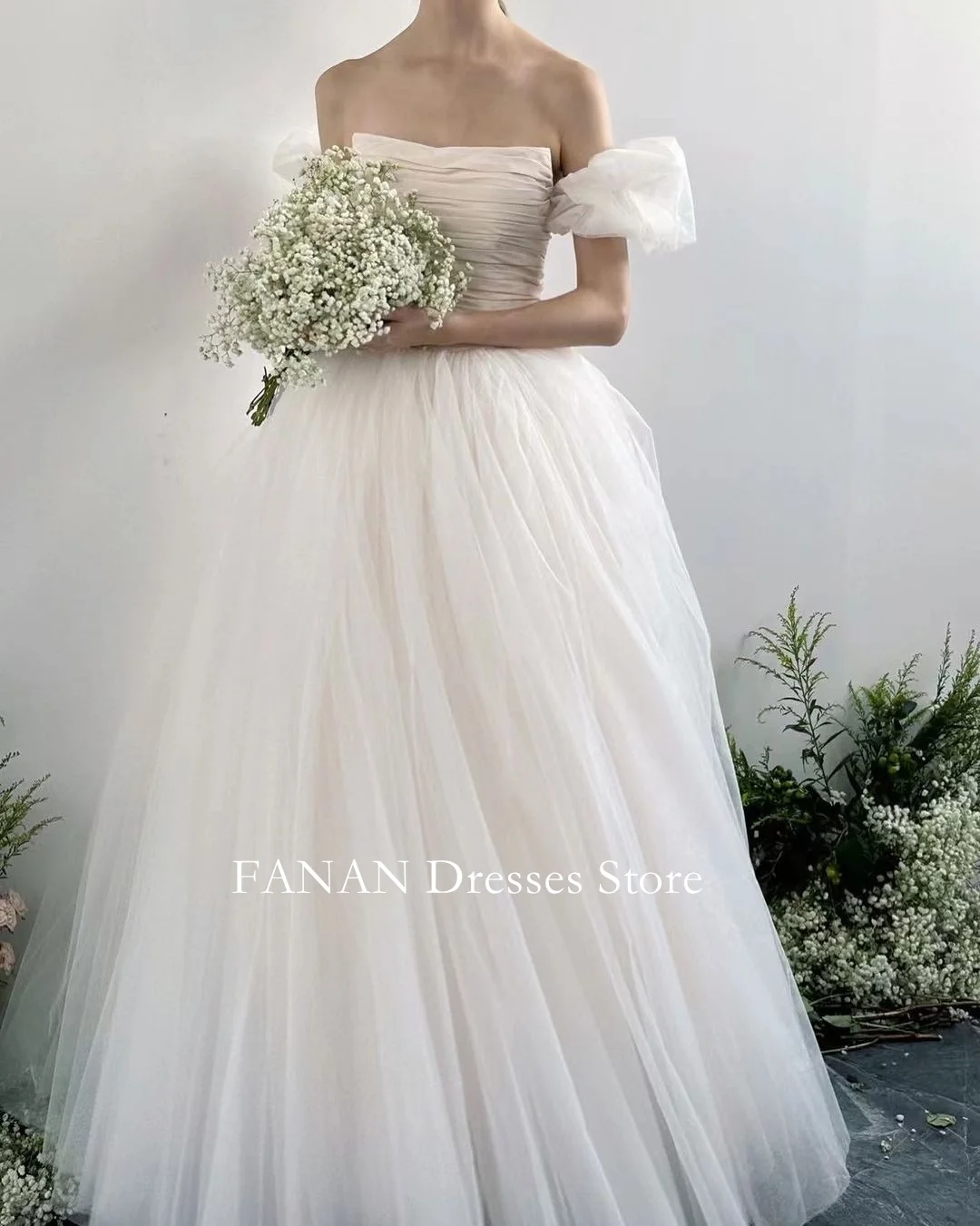 

Colavis Asta Korea Strapless Tulle Ruched Lace-up Ivory Wedding Dresses 웨딩드레스 Custom Made Photoshoot Bride Gowns Plus Size