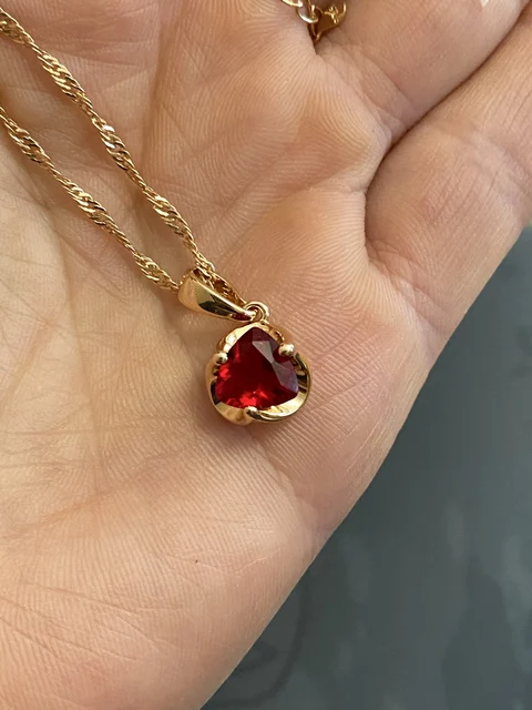 Foto de cliente do Colar Feminino Zircônia Vermelha Ouro Rosé 585 Cobre
