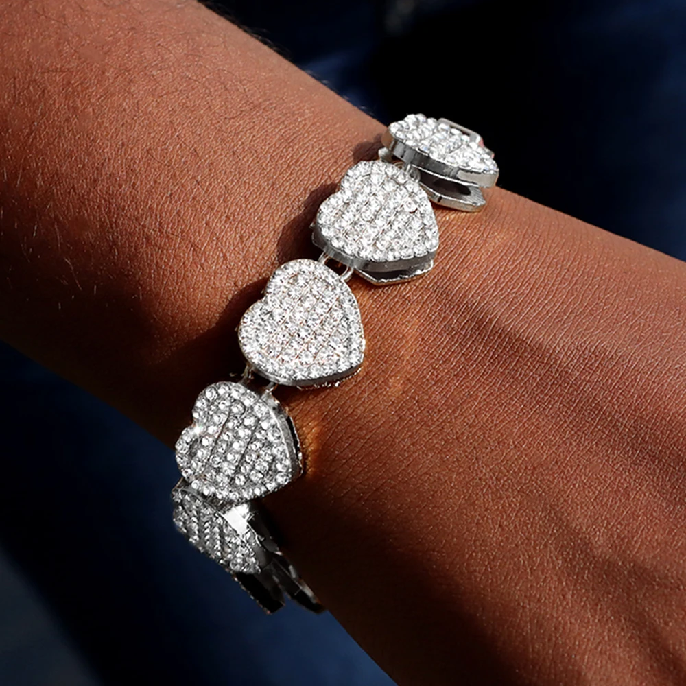 Luxuriöses Herzketten-Armband für Damen, Vereistes Strass-Armband in Silberfarbe, Modischer Bling-Schmuck als Geschenk