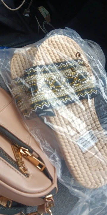 Review image 2
