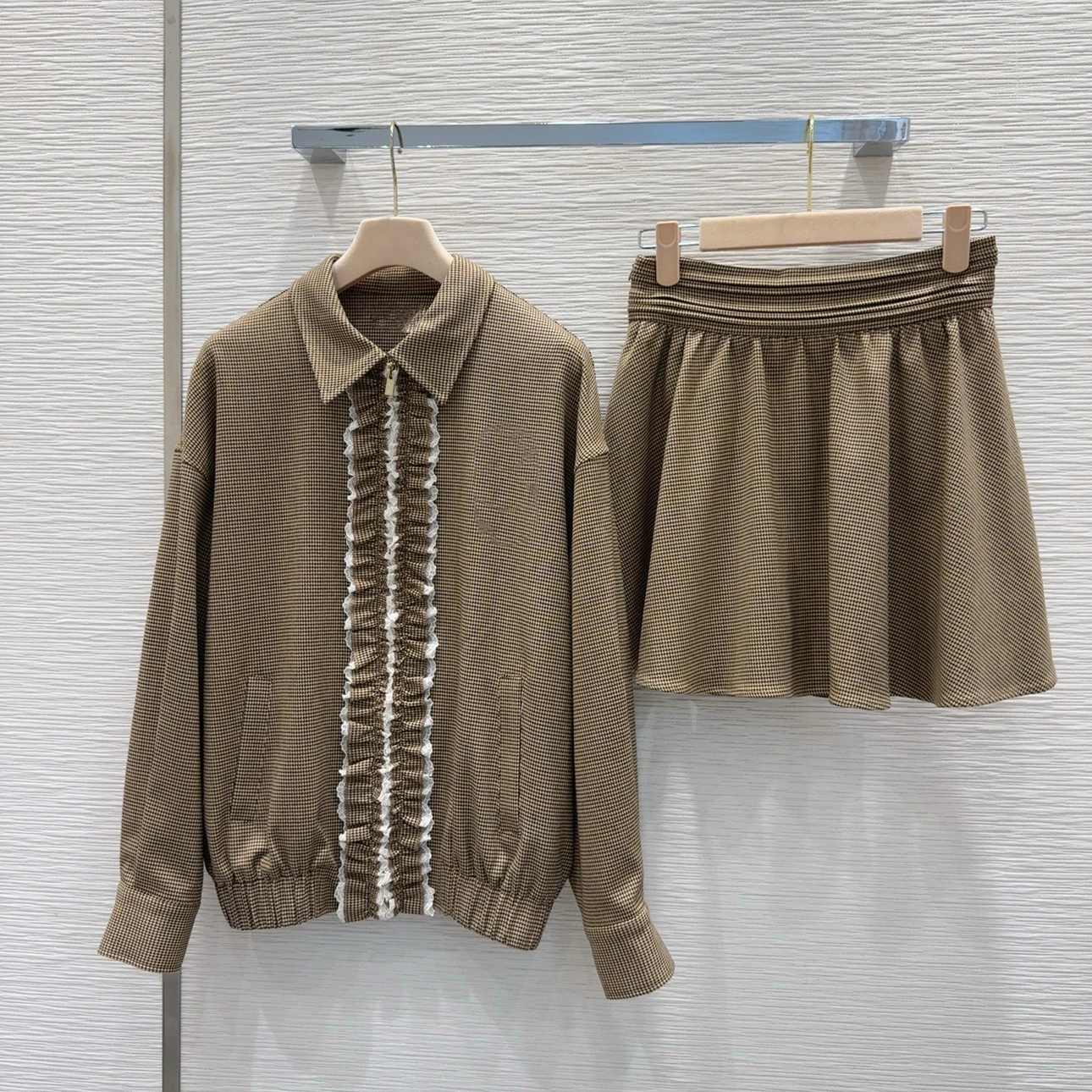 

2025 New Academic-Style Jacket and Skirt Set 314