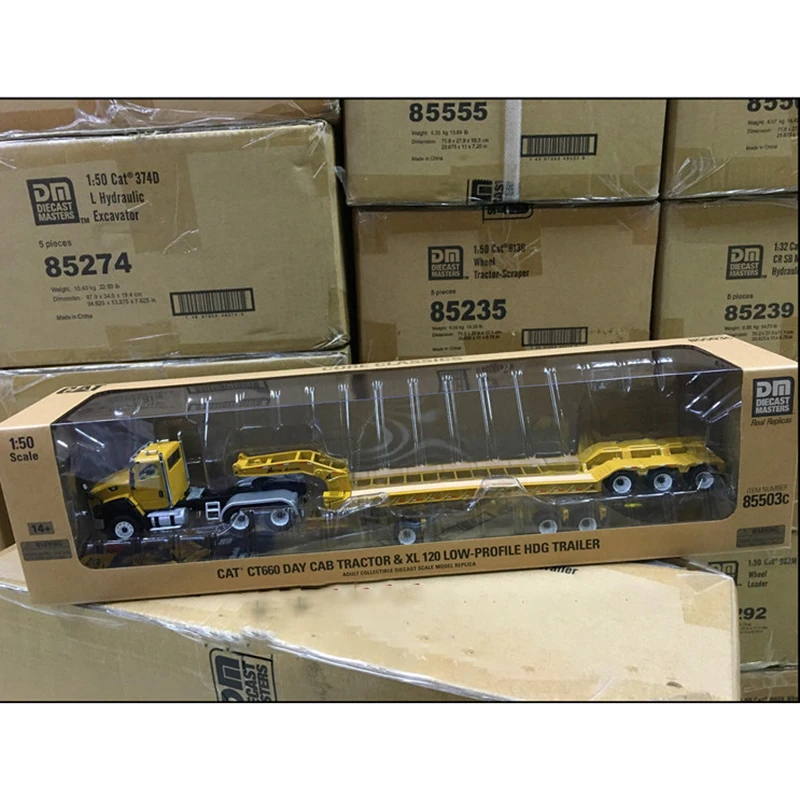 DM 1:50 Scale CAT CT660G Tractor XL120 HDG Trailer Alloy Engineering Vehicle Model 85503