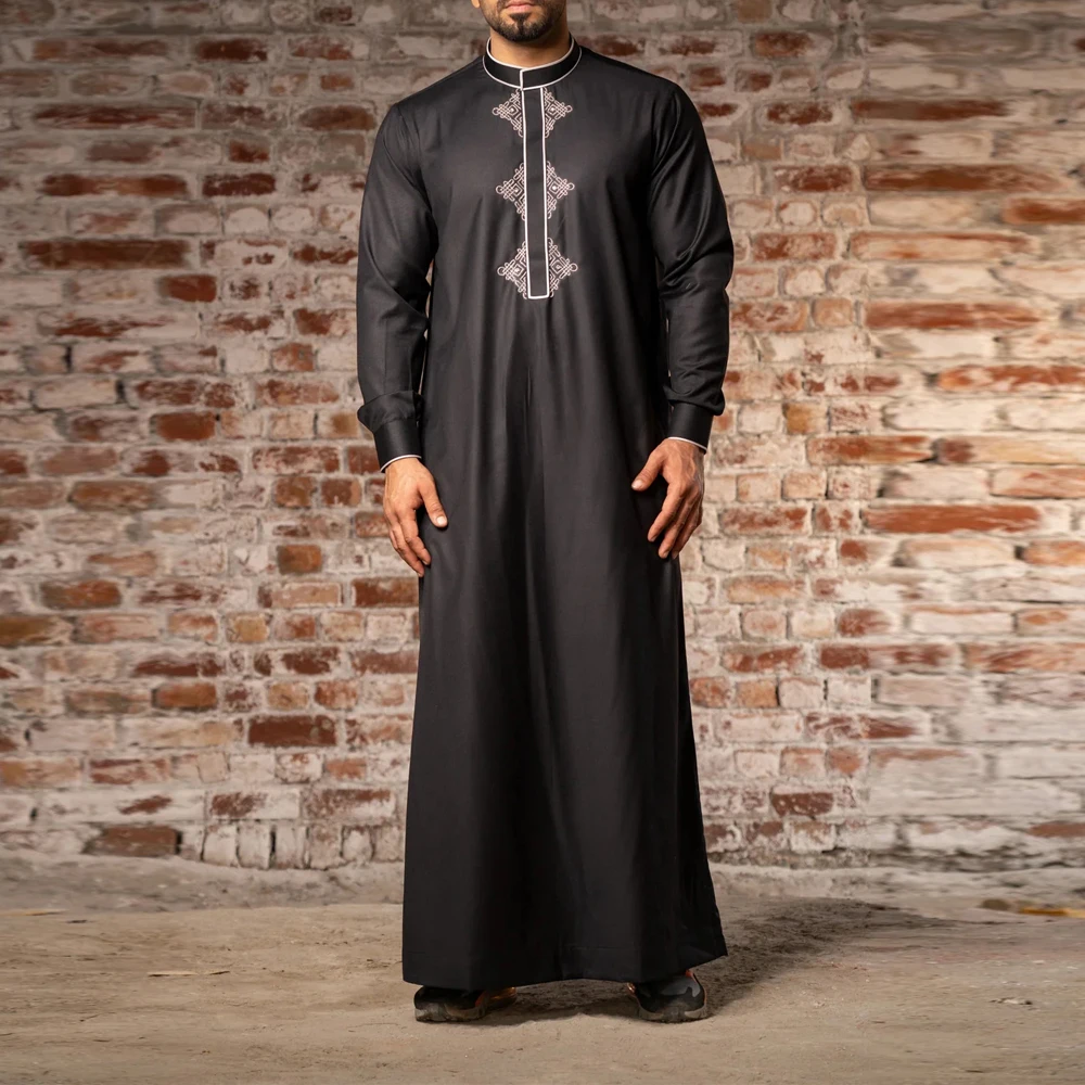 2024 New Islamic Muslim Men's Black Long-sleeved Classic Embroidery Robe Arabic Ethnic Style Men's Casual Black Formal Robe