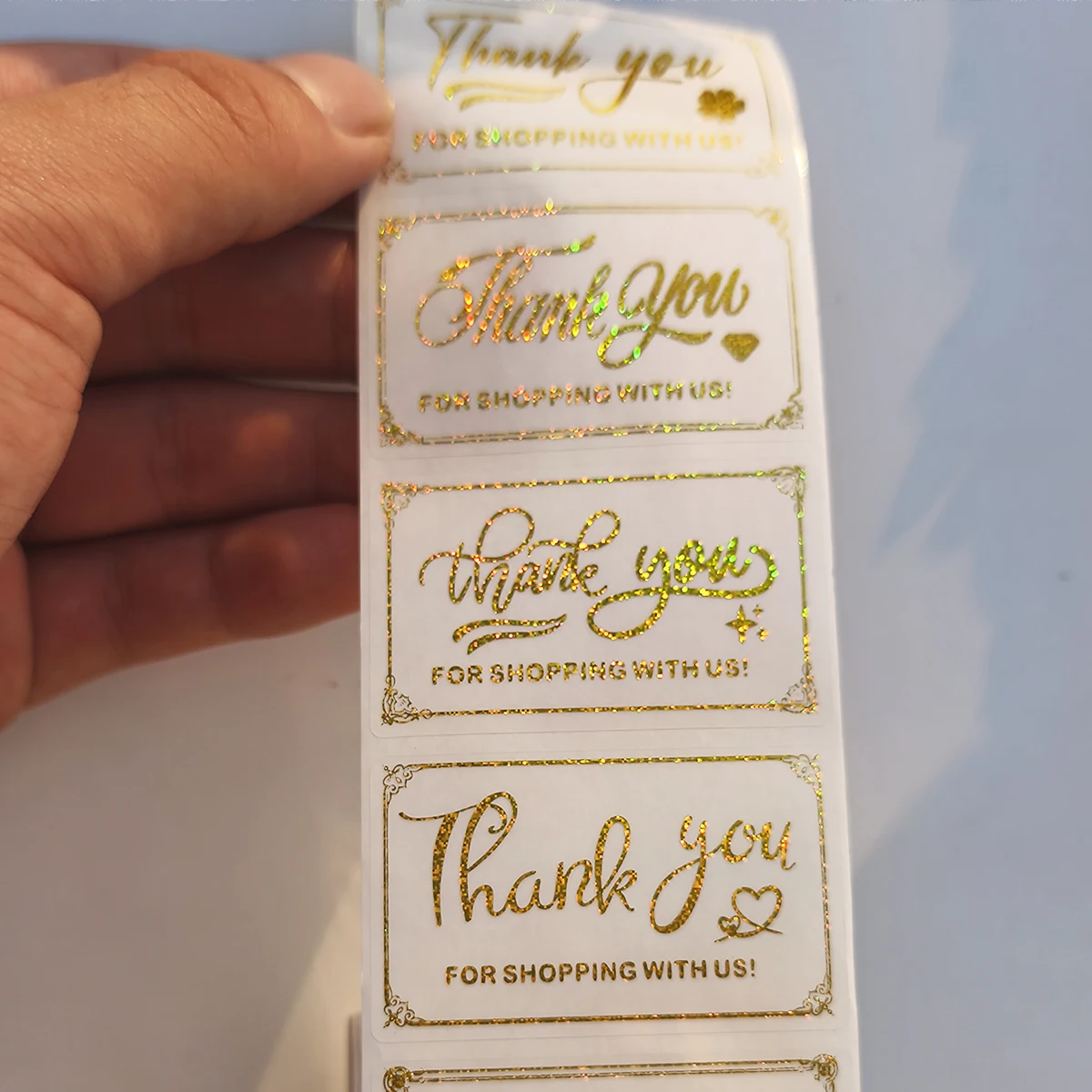 500 Pcs Thank You Stickers Roll – 5×3 cm Rectangular Adhesive Labels with Foil Effect for Gift Bags, Boxes & Business Packaging