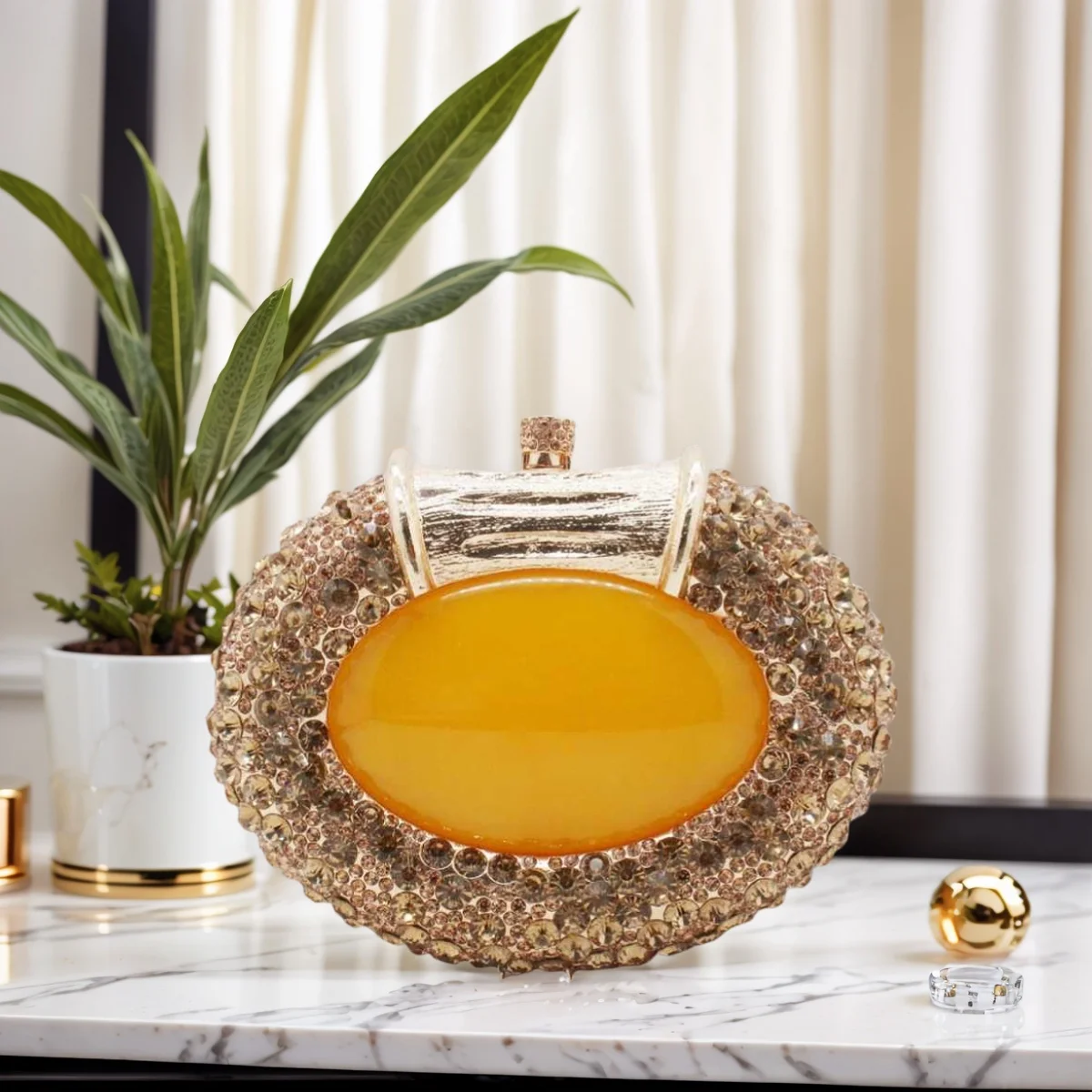 

Dazzling Oval Shell Rhinestone Evening Purse for Women Glitter Crystal Clutch Bag Unique Prom Cocktail Handbag