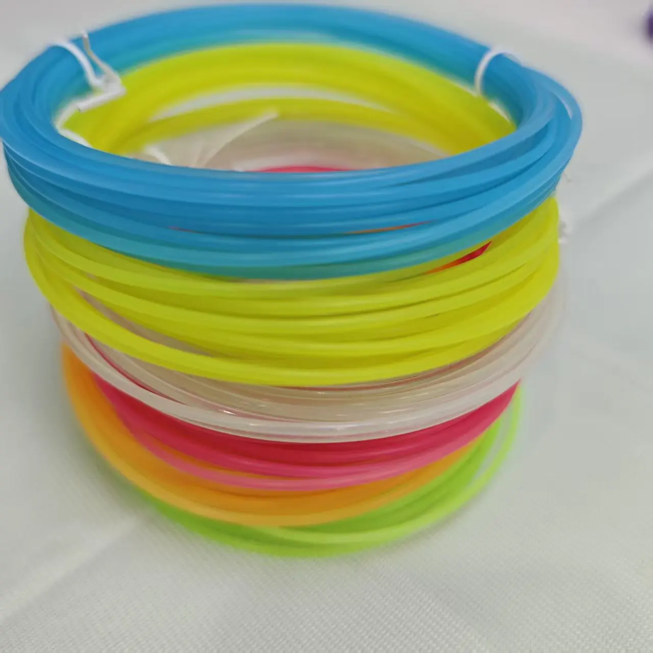 

Glow-in-the-Dark PLA Filament 1.75mm for 3D Printers And 3D Pens Eco-Friendly PLA 3D Pen Filament Refill