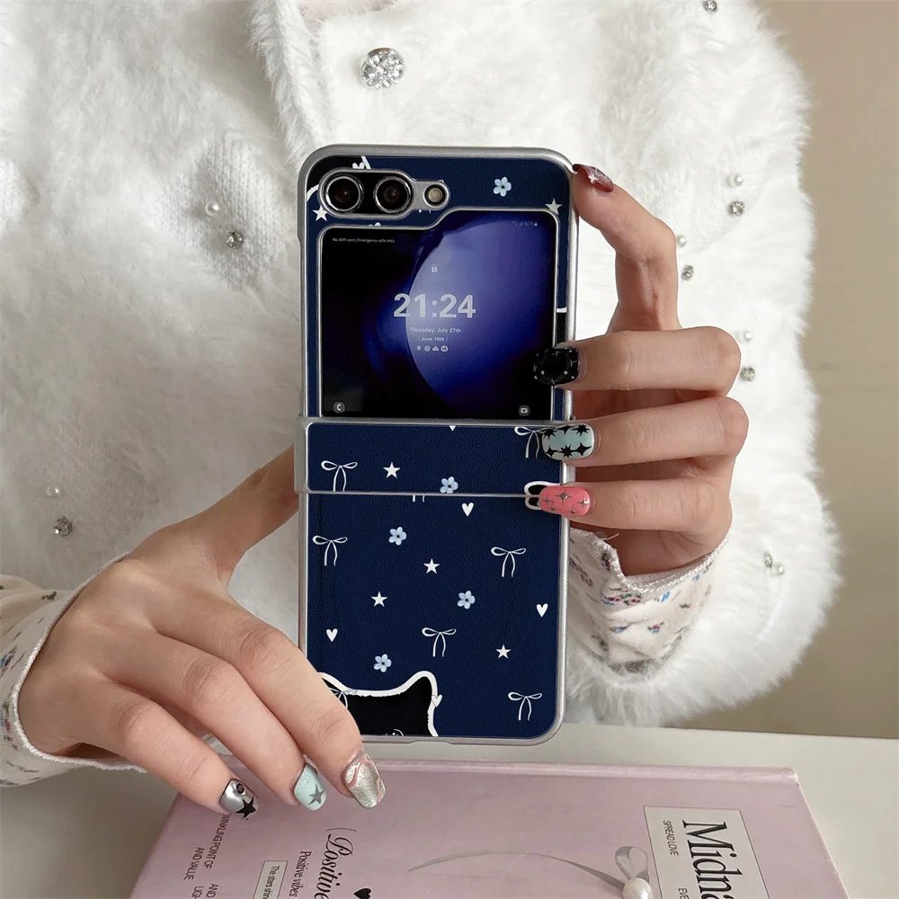 Capa Magnética Coreana INS com Patch de PU de Gato Fofo e Laço Estrela para Samsung Galaxy Z Flip 7 6 5 4 Flip 5 Flip 6 Flip 4