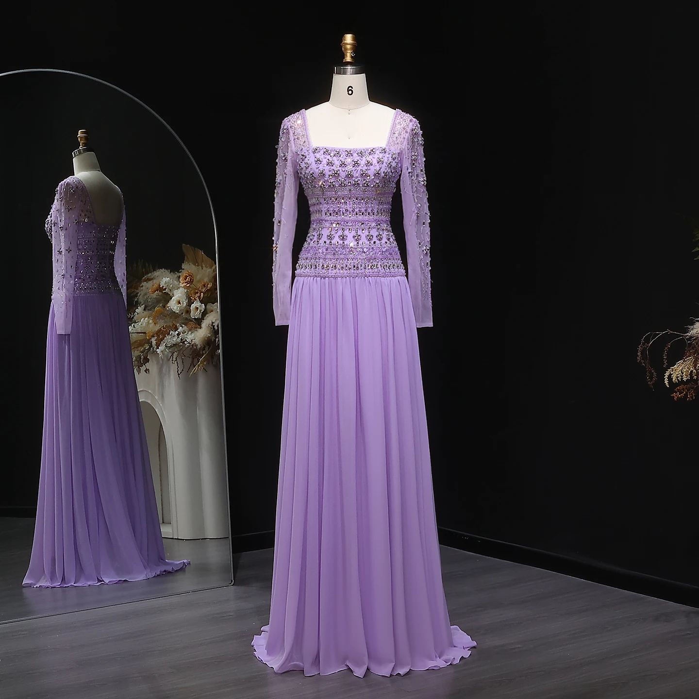 Sharon Said Funkelndes Fliederfarbenes Perlenbesetztes Plissiertes Chiffon-Abendkleid mit Fließendem Schal Dubai Saudi Hochzeitsfeier SS539 Maßanfertigung – Detail 16