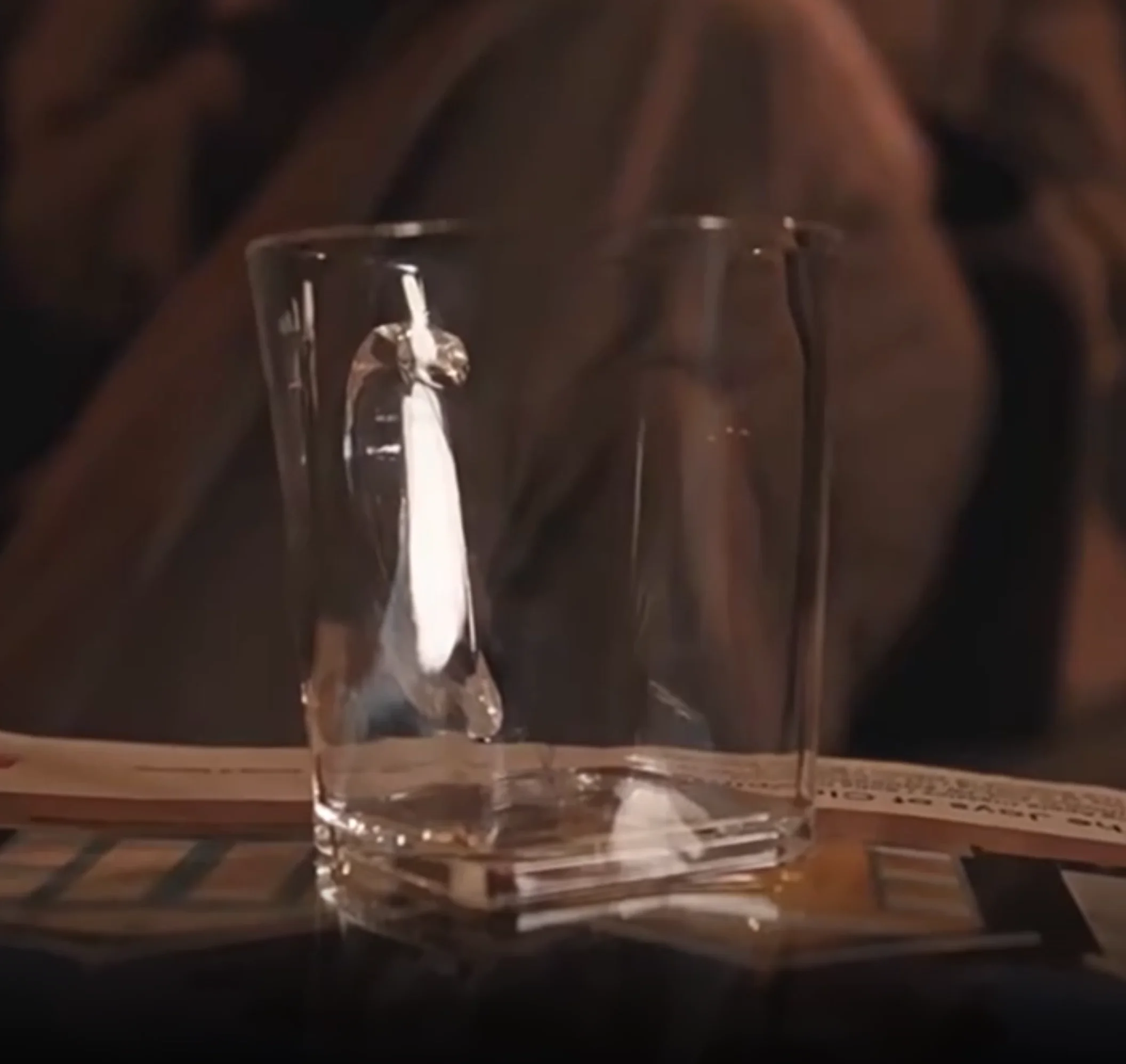 Transparent Magic Cup and Ball Set, Clear Cup Magic Trick Prop for Vanish Appearance Transformation Transposition Close Up Stage