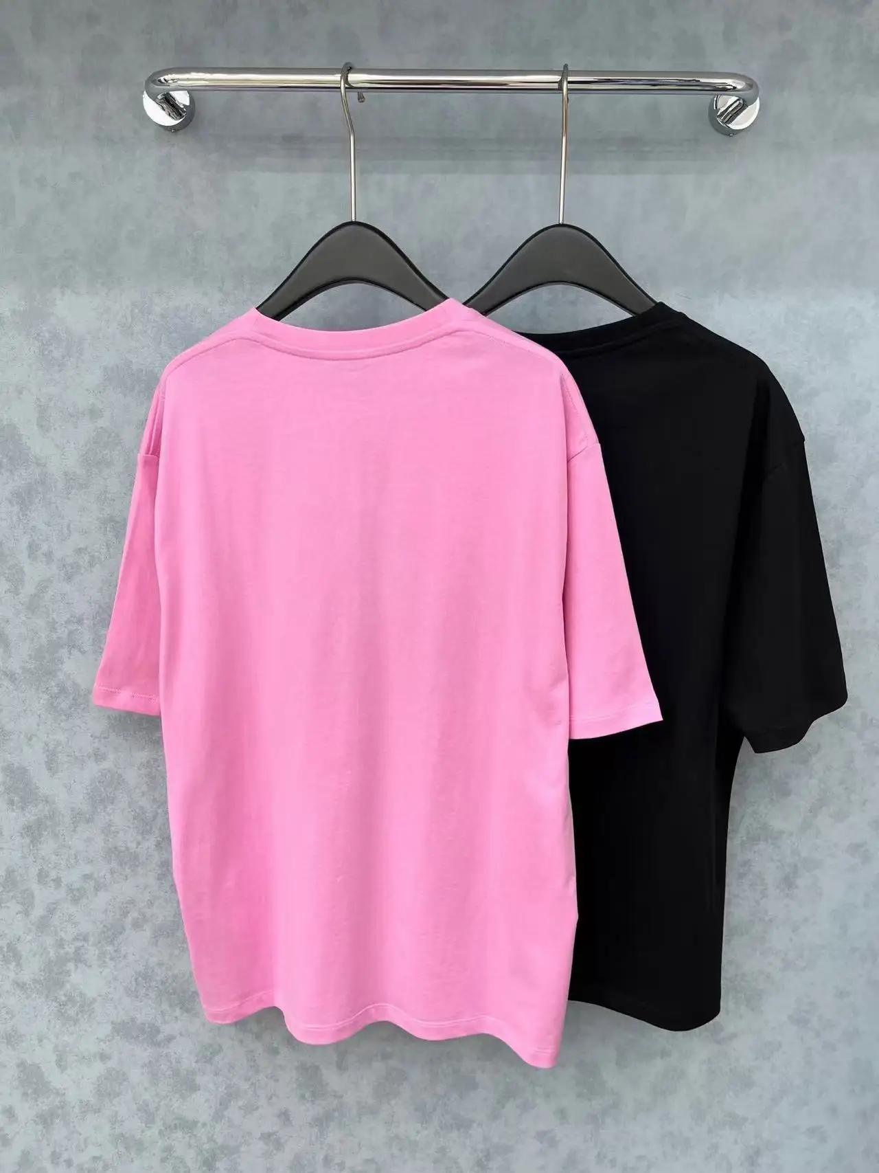 

Casual Women's Cat Embroidery Short Sleeve T-Shirt Solid Color Loose Fit Top for 2026 Spring Summer YF18