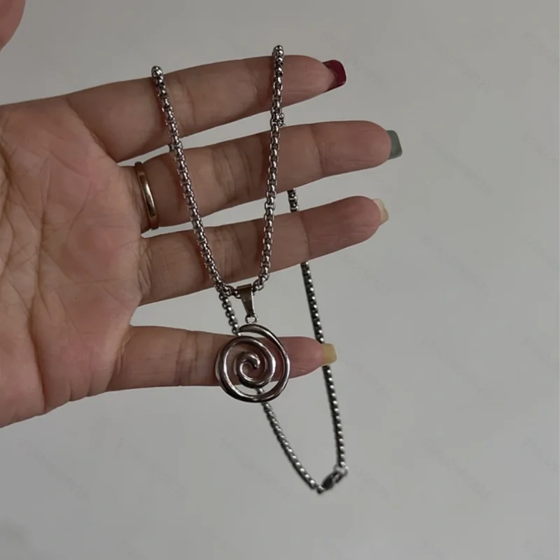 5Pcs Gothic pendant necklace set, spiky retro cross spiral vortex four corner star pendant necklace, aesthetic jewelry