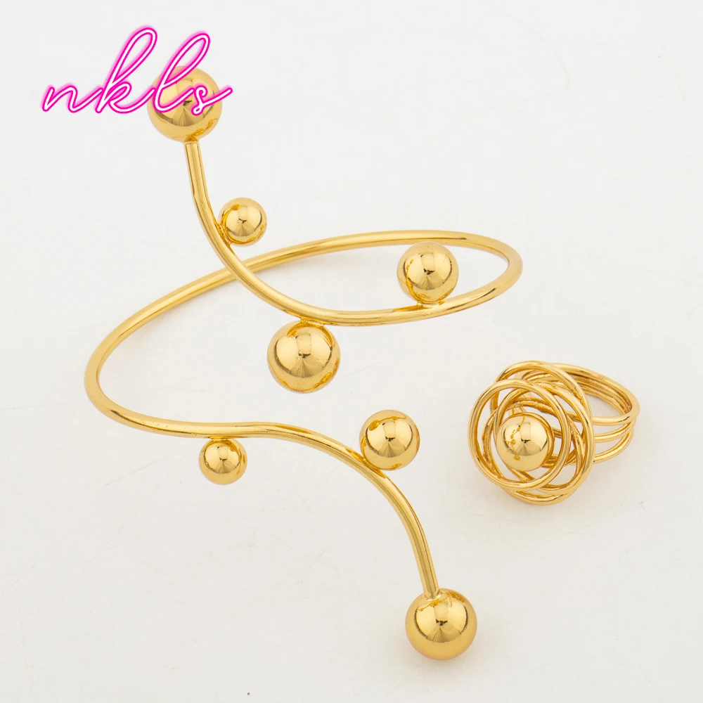 Fashion Women Jewelry Set Dubai Gold Plated Jewelry Italian Design Style Necklace Bangle Festive Earrings Ring Accessories Gift