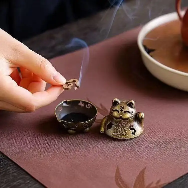 Lucky Cat Räuchergefäß, elegantes Feng Shui-Dekor im japanischen Stil, handgehaltenes Katzenpfoten-Design, perfekt für Zuhause und Büro, viel Glück – Detail 4