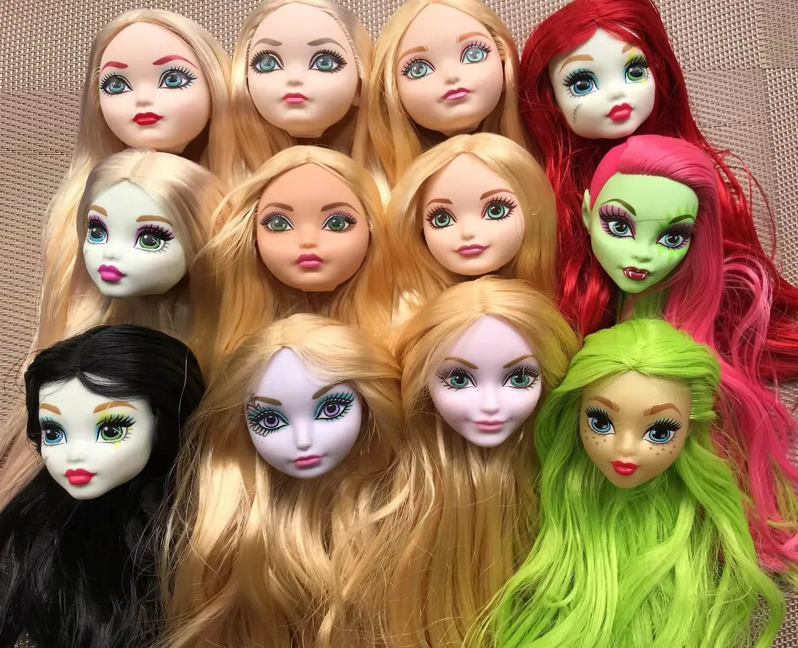 Monstering High Butter Toy, Plantation de têtes, Brun, Or, Blanc, Doux, Cheveux longs, Têtes chauves, Original, Collection rare