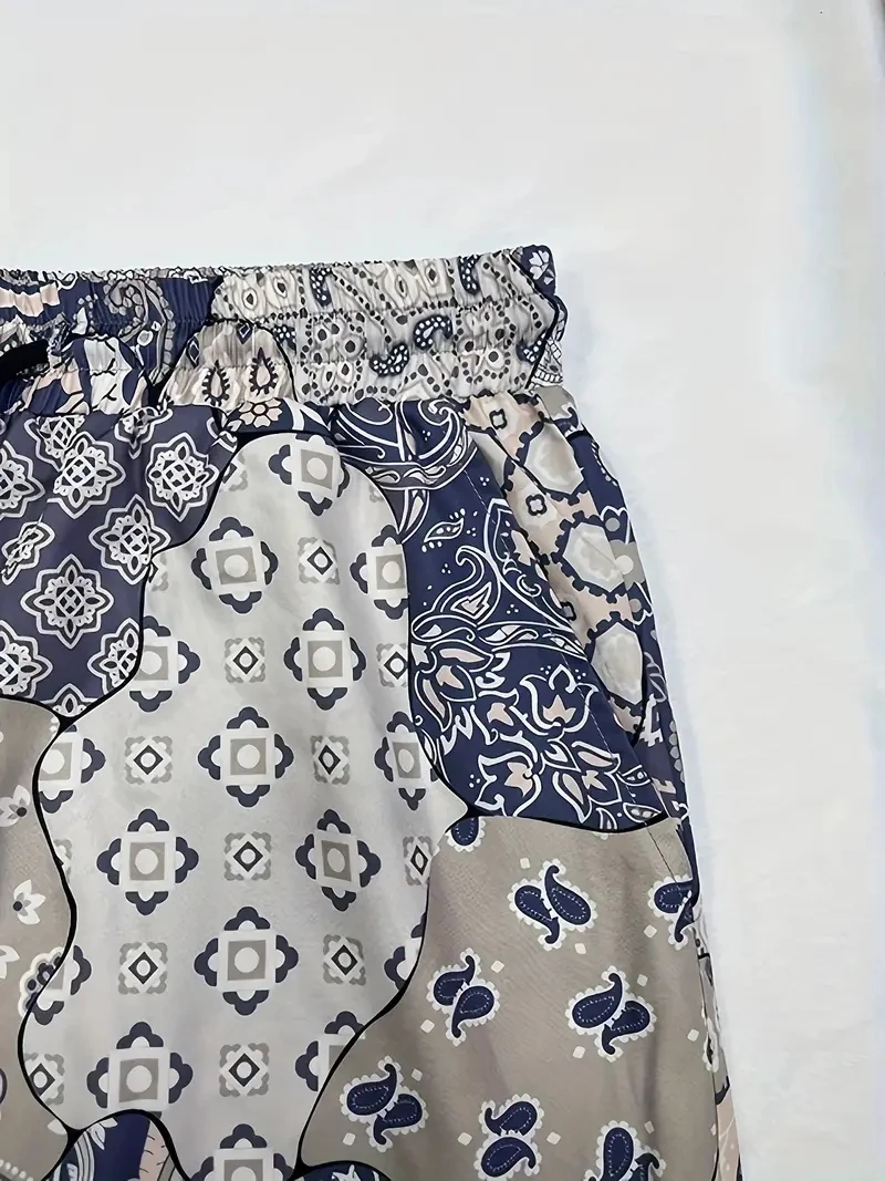 Floral and Paisley Pattern Men's Vintage Loose Fit Shorts with Drawstring and Pockets, Summer Beach Pants Vacation Style