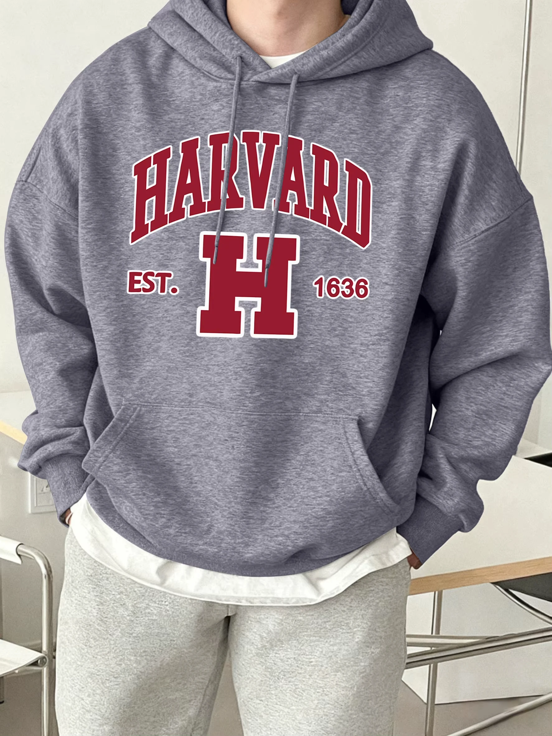 Harvard Est. 1636 Sudadera con capucha deportiva informal estampada para hombre, sudaderas de lana de calle, ropa holgada cómoda, ropa deportiva con bolsillo Vintage