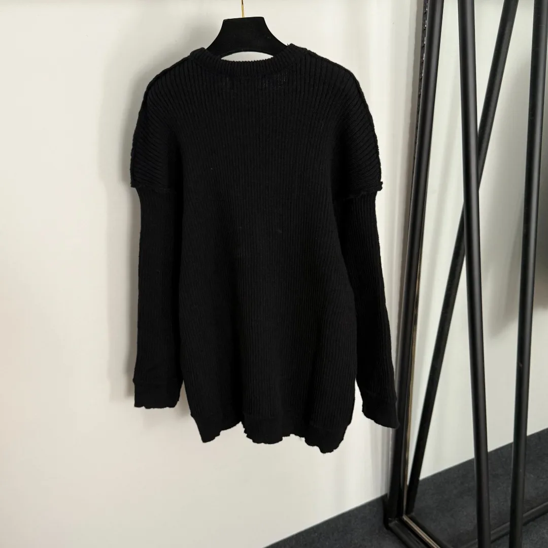 

2025 New Autumn and Winter Women's New Logo Letter Embroidered Patch Pullover Long Sleeve Sweater Sweater Black