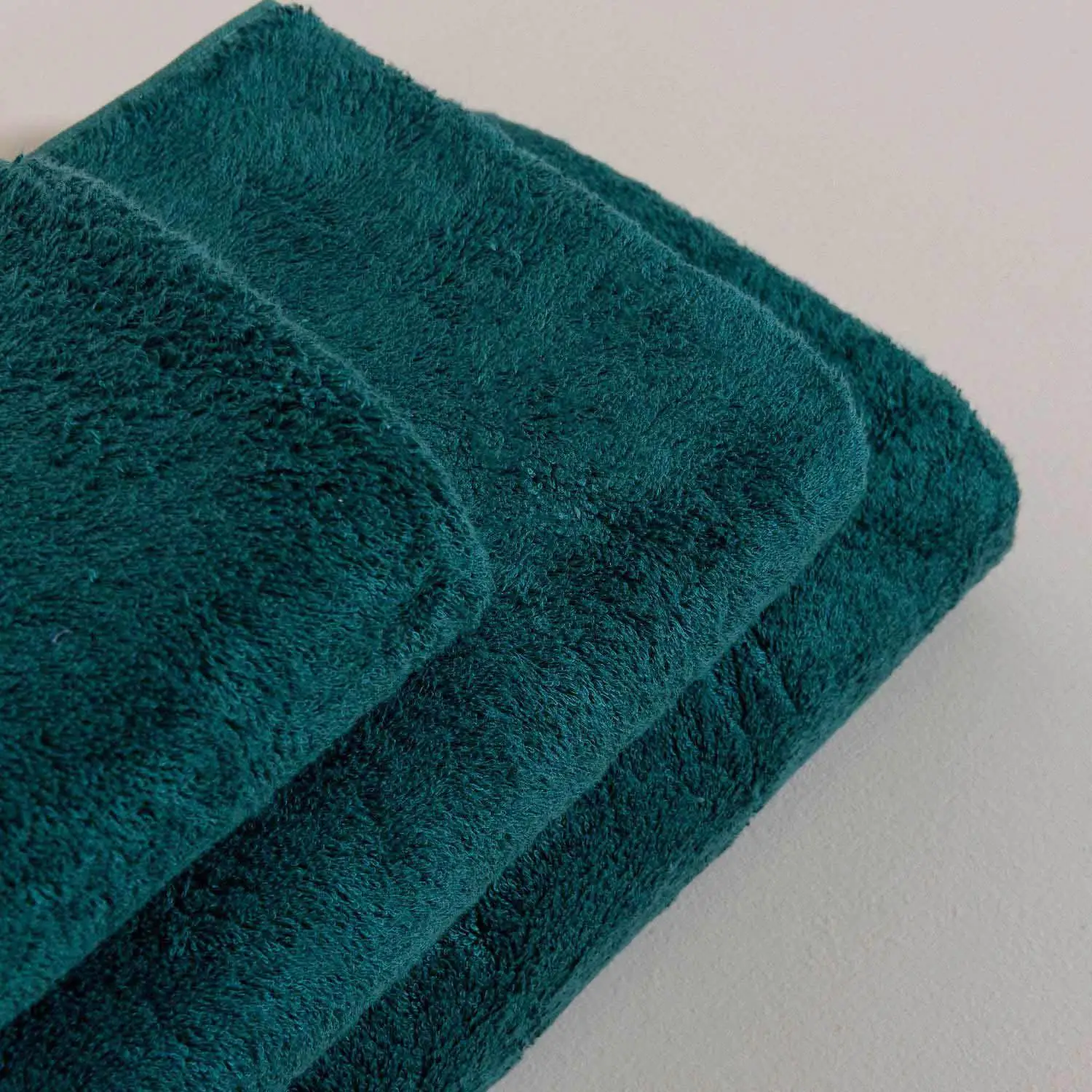 Solid Bath Towel 85x150 cm Green A magical