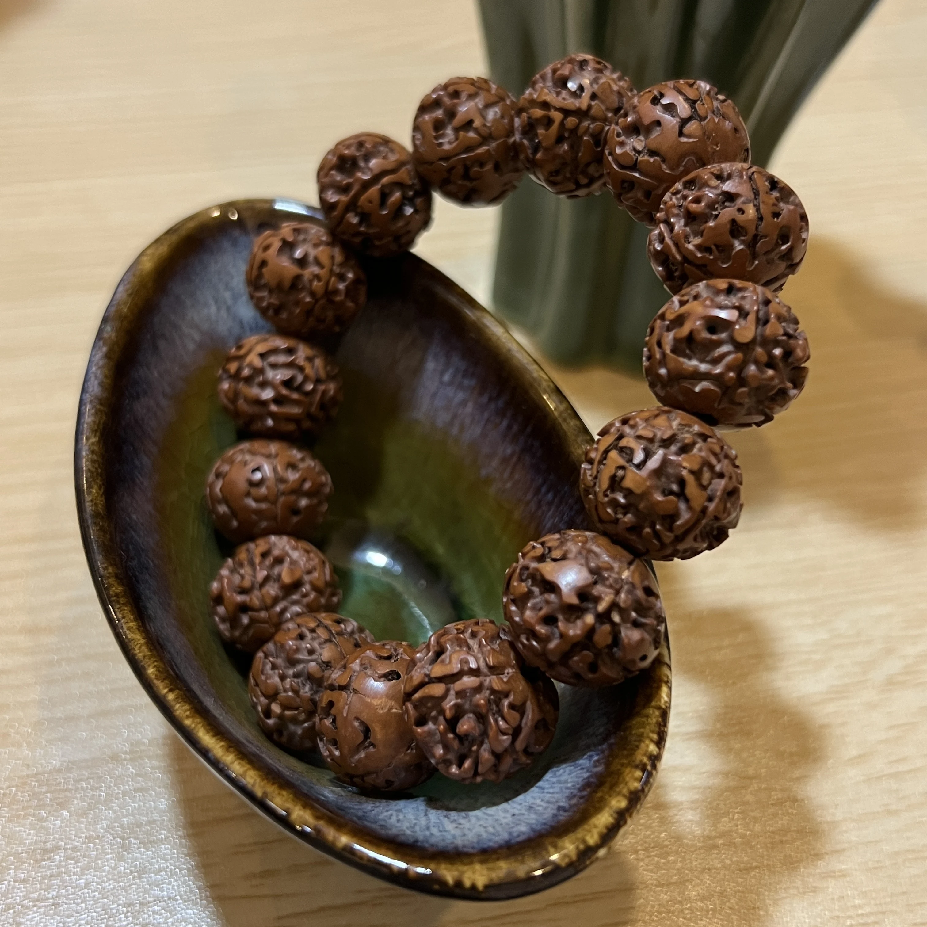 17 مللي متر * 15 مللي متر الطبيعية Rudraksha بوذا الخرز سوار للرجال والنساء ، مجوهرات لليوجا التأمل مالا الخرز