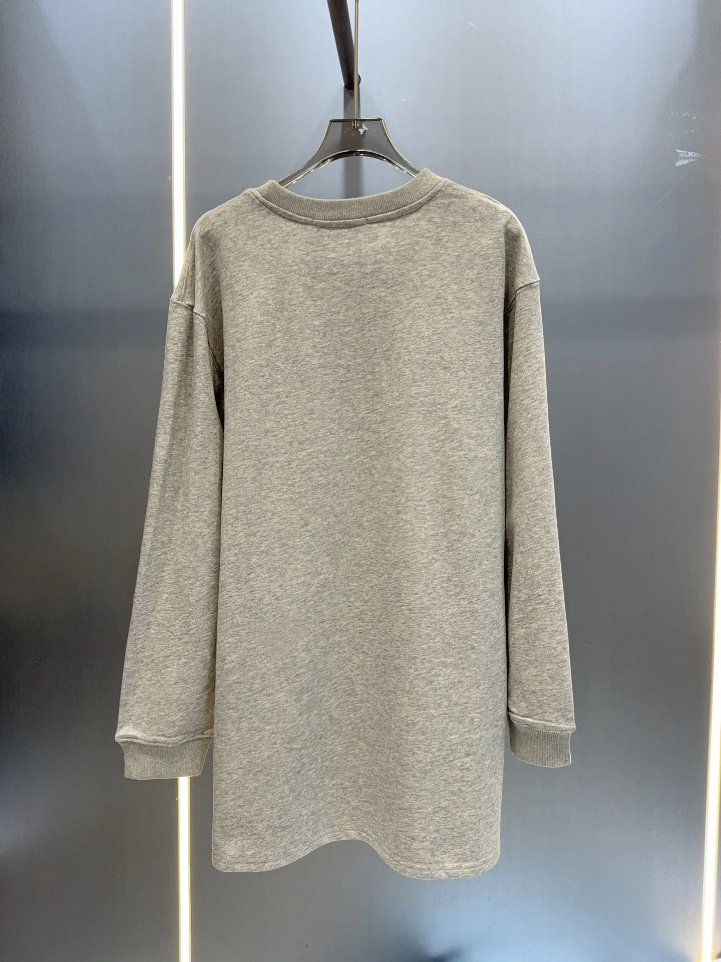 

2025 New T-shirt Solid O-neck Long-sleeved Fashionable Versatile Slimming Figure-hugging Spring Summer