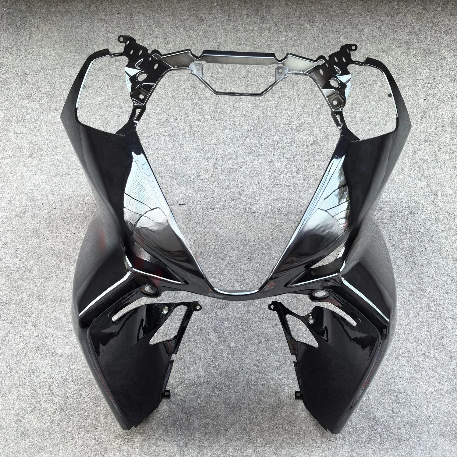 Pasuje do Honda SILVER WING 400 600 FJS400 FJS600 akcesoria motocyklowe przedni reflektor górna owiewka — zdjęcie 2