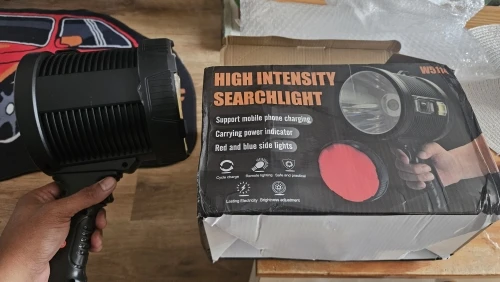 Rechargeable Spotlight 900000 Lumens Led Spot Lights Handheld Large Flashlight Super Bright Outdoor Solar Spotlights Searchlight photo review