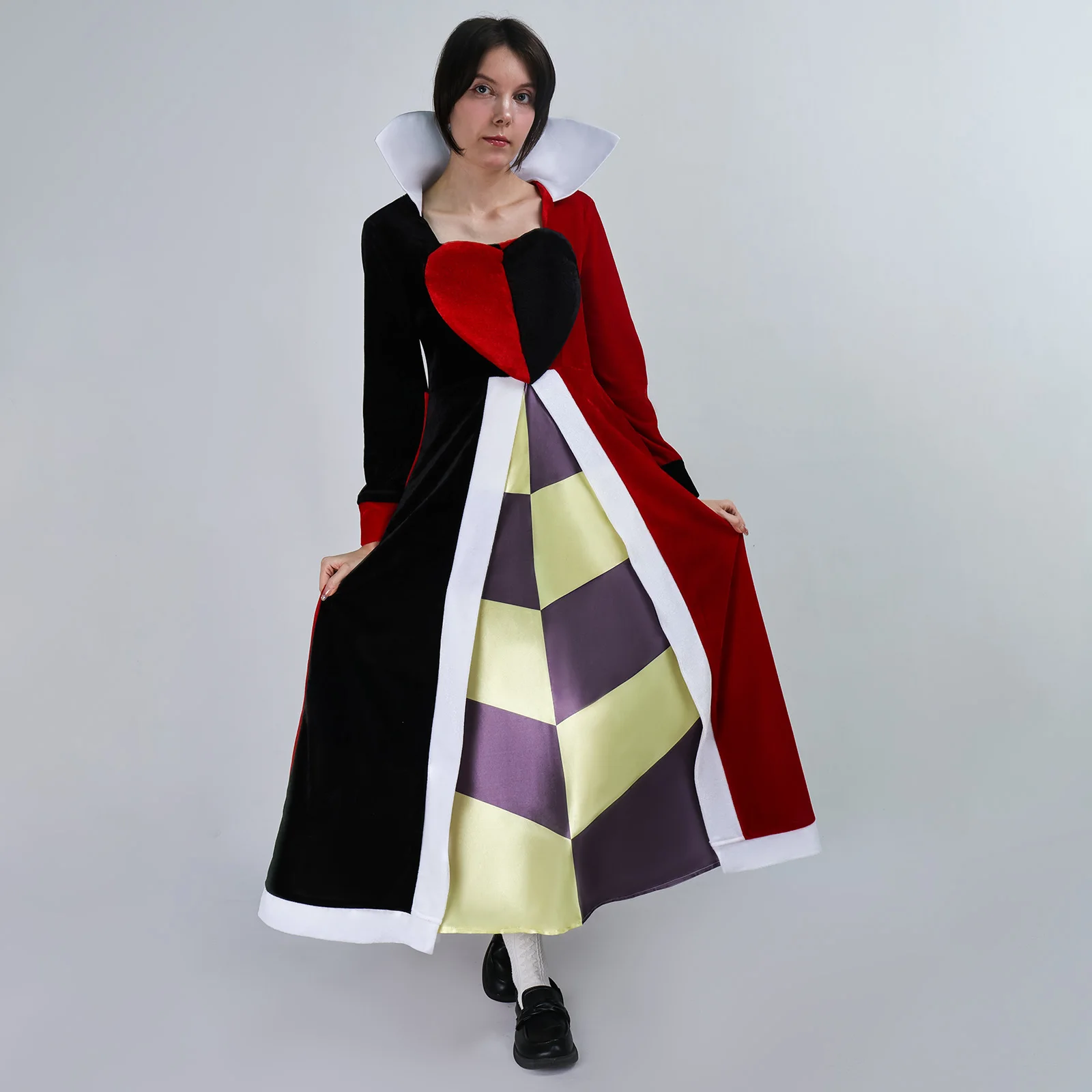 

Queen of Hearts Cosplay Costume Alice in Wonderland Queen Dress for Women Red Black Velvet Gown Halloween Carnival Party Outfit