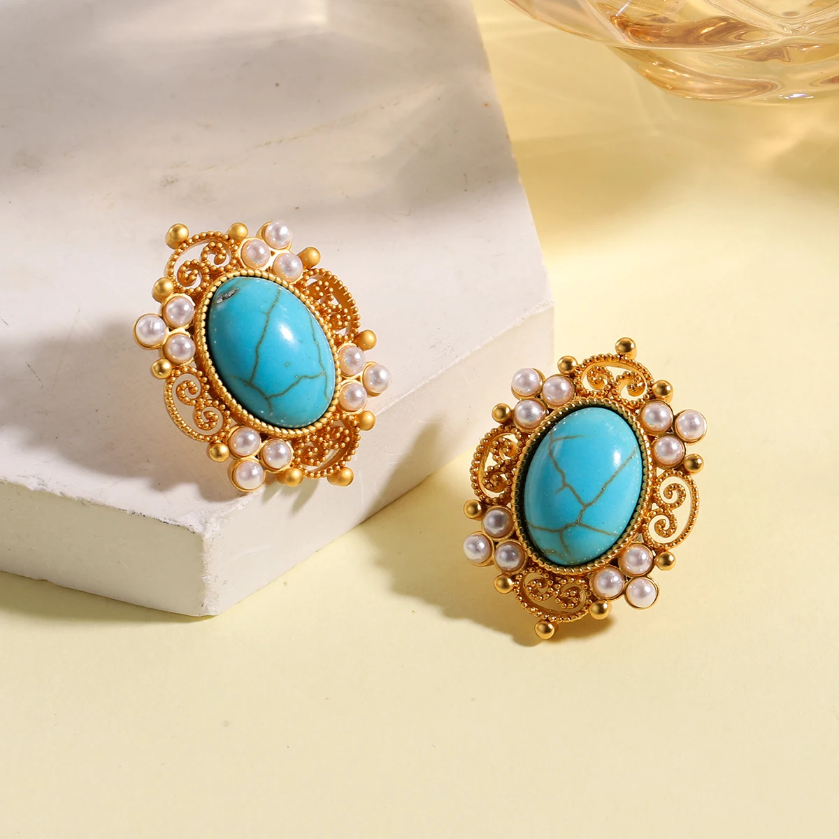 French Retro Turquoise Pearl Earrings for Women Luxury Palace Style Hollow Flower Studs Elegant Boho Aesthetic Jewelry