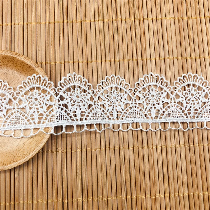 14 yards Venice Lace trim scallop border trim Wave pattern for Craft sewing Doll's dress Lolita Costume Accessories 3.9 cm width