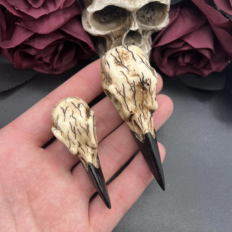 Raven Skull Brooch Pin Bird Skull Lapel Pin Resin Cast Skull Bone Jewelry Bird Skull Pin Taxidermy  Knochen Schmuck