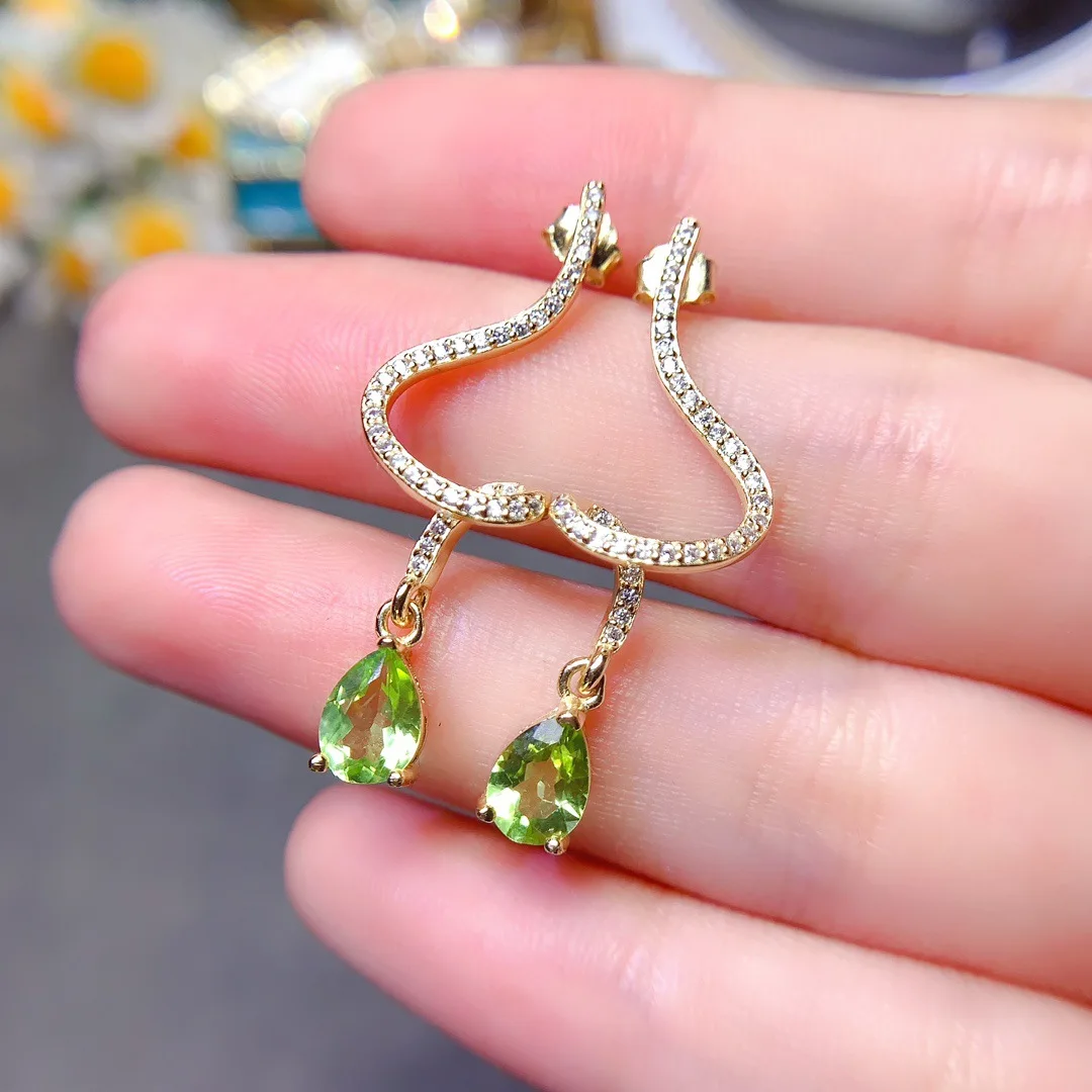 KJJEAXCMY Boutique Jewelry Girls' Natural Olivine Gemstone Ears 925 Pure Silver Electroplated Gold Christmas Gift for Girlfriend