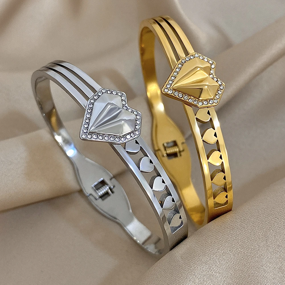 

Freetry Inlaid Rhinestone Heart Stainless Steel Bangle Bracelet for Women Classic Non-Fading Wide Open Bangle Female Jewelry