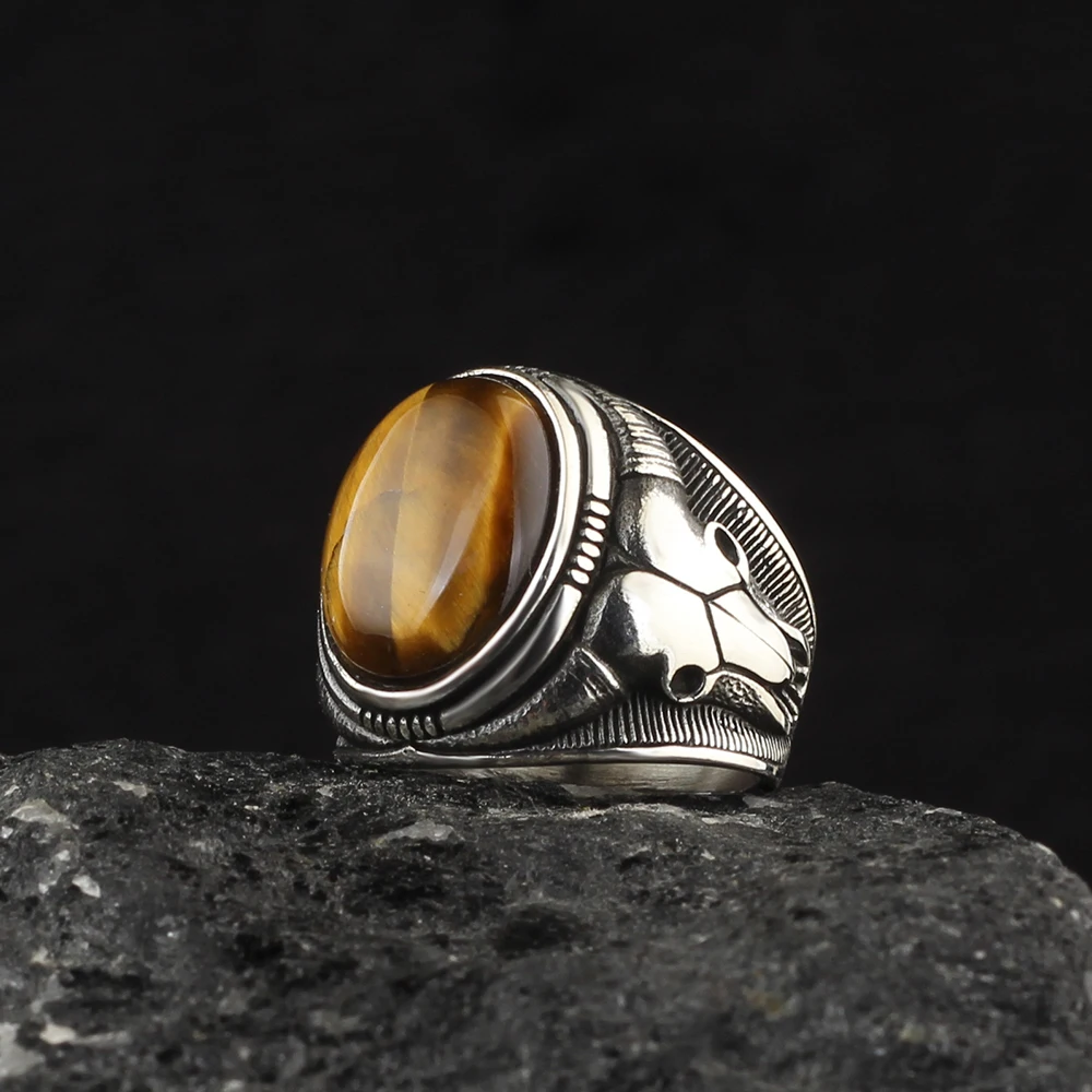 

Stylish Men's 925 Sterling Silver Ring with Oval Gemstones and Bull Head Detail - Fine Jewelry Accessory with Unique Touch