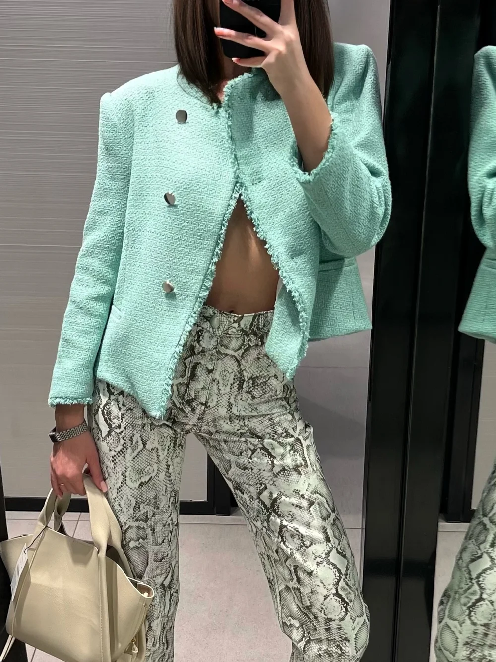 Womens Elegant Green Tweed Jacket Stand Neck Asymmetrical Single Breasted Coat Fringed Edge Short Outerwear Chic Streetwear