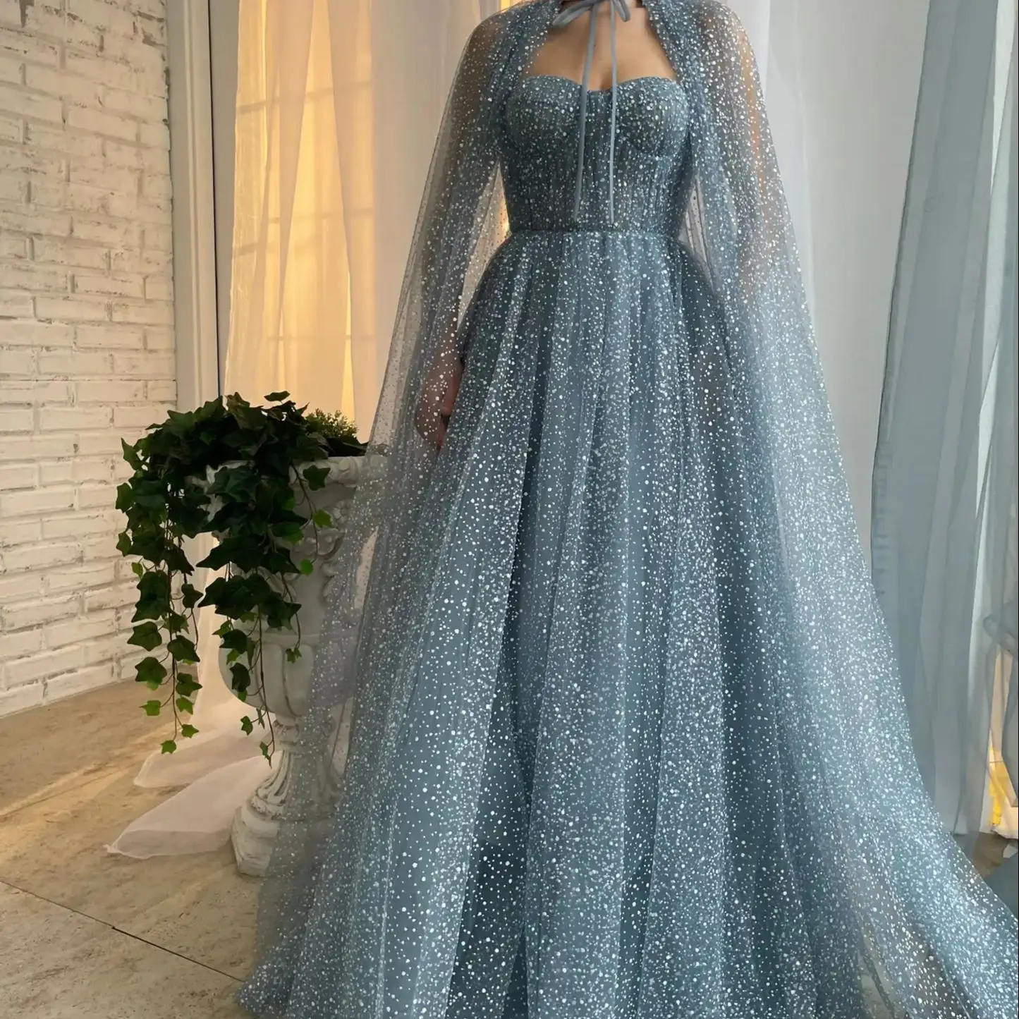 Dusty Blue Sparkly Tulle Prom Dresses with Long Cape Sweetheart A-Line Formal Women\'s Evening Formal Gowns Vestidos De Fieast